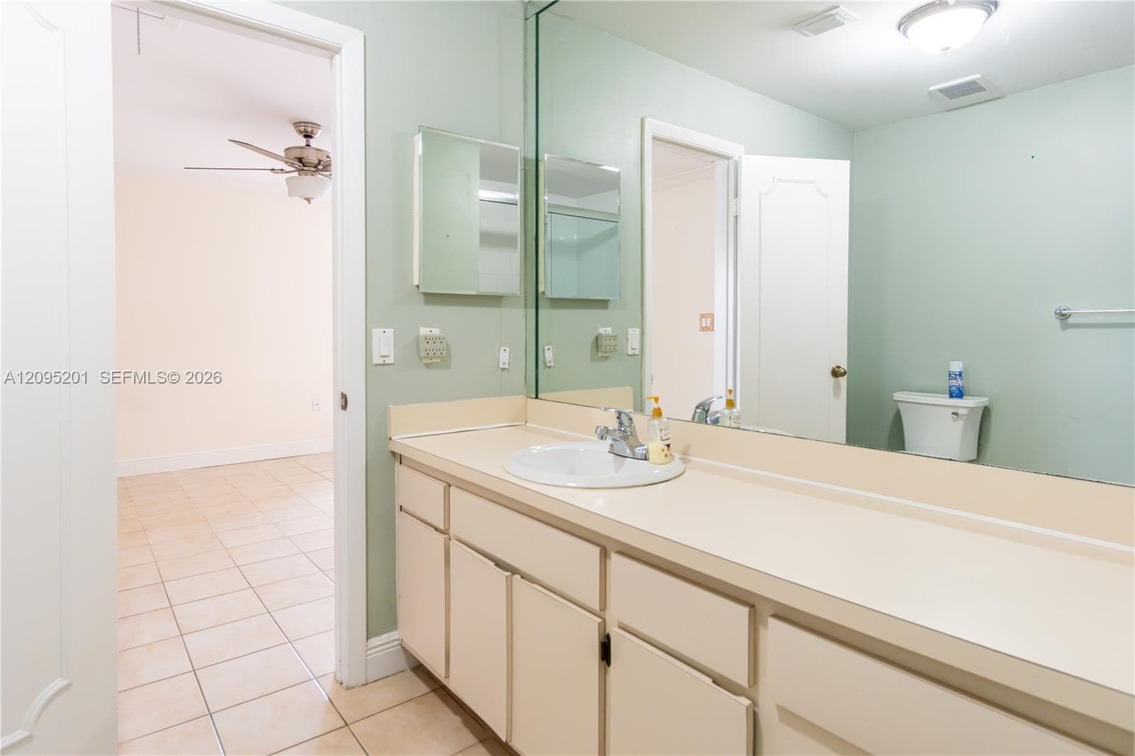 13429 SW 13th Ln photo 22