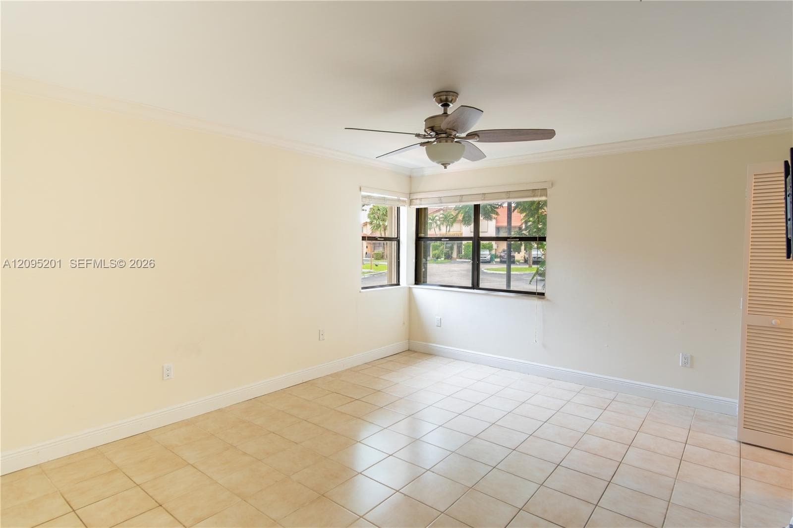 13429 SW 13th Ln photo 18