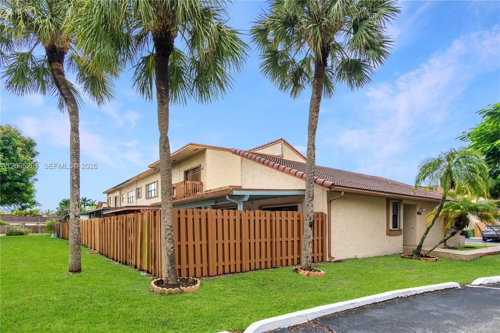 13429 SW 13th Ln photo 15