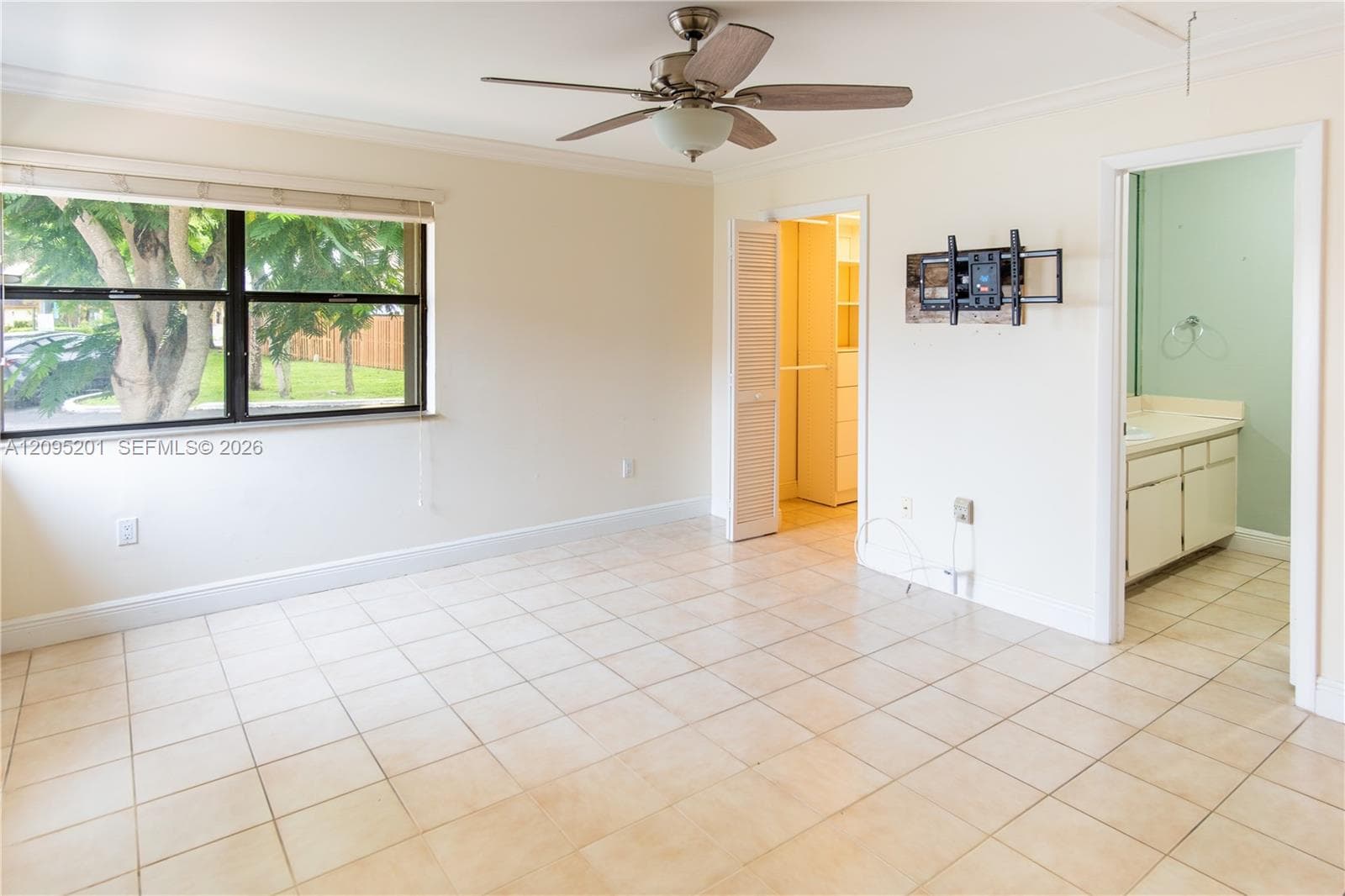 13429 SW 13th Ln photo 19