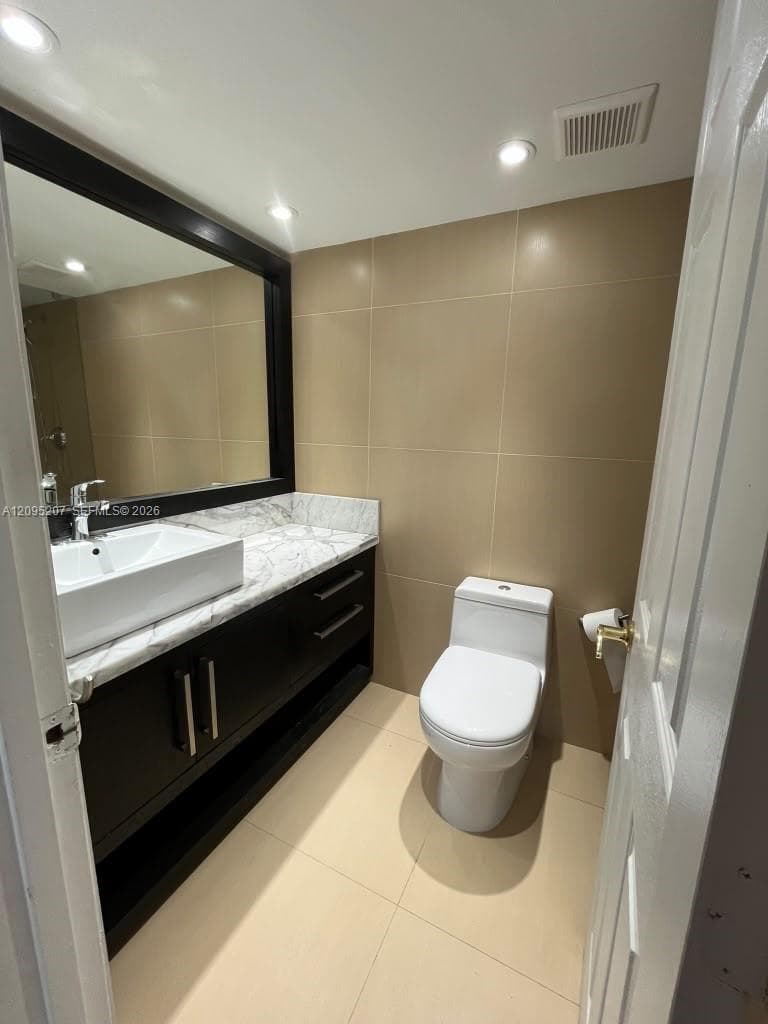 AQUASOL CONDO · #4A in Miami Beach - Photo 15