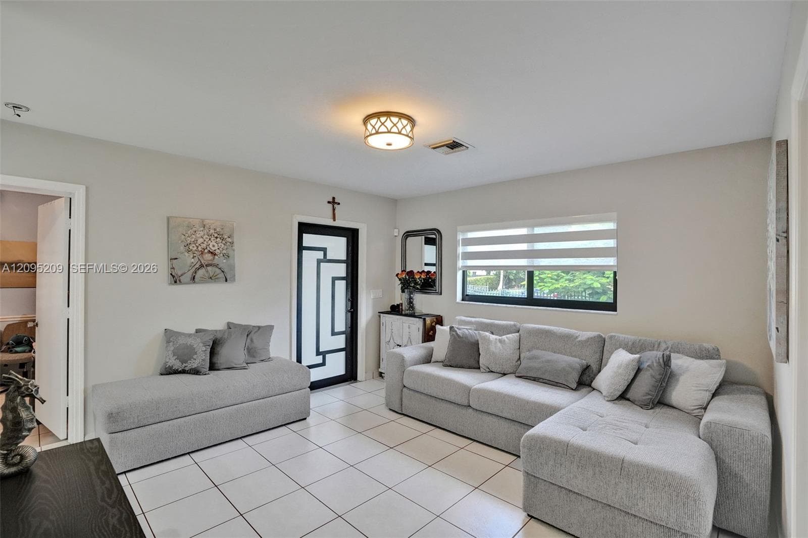 11540 SW 187th St photo 7