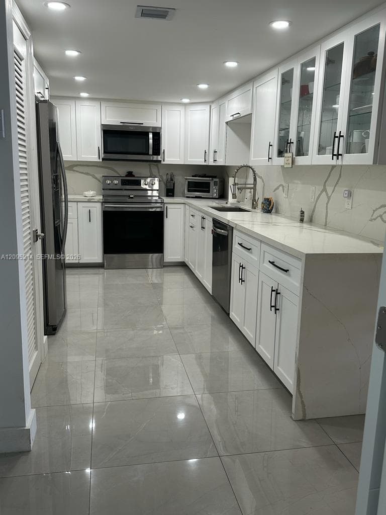 LA MER ESTATES SOUTH COND · #1901 in Hallandale Beach - Photo 6