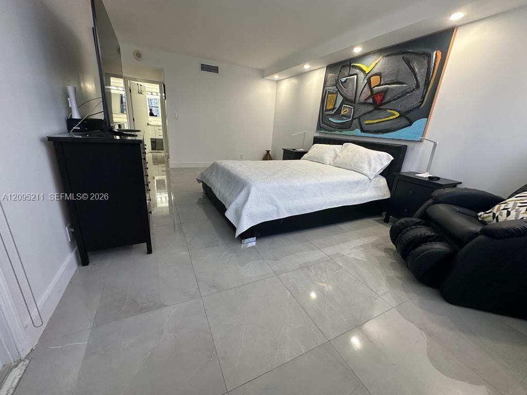 LA MER ESTATES SOUTH COND · #1901 in Hallandale Beach - Photo 8