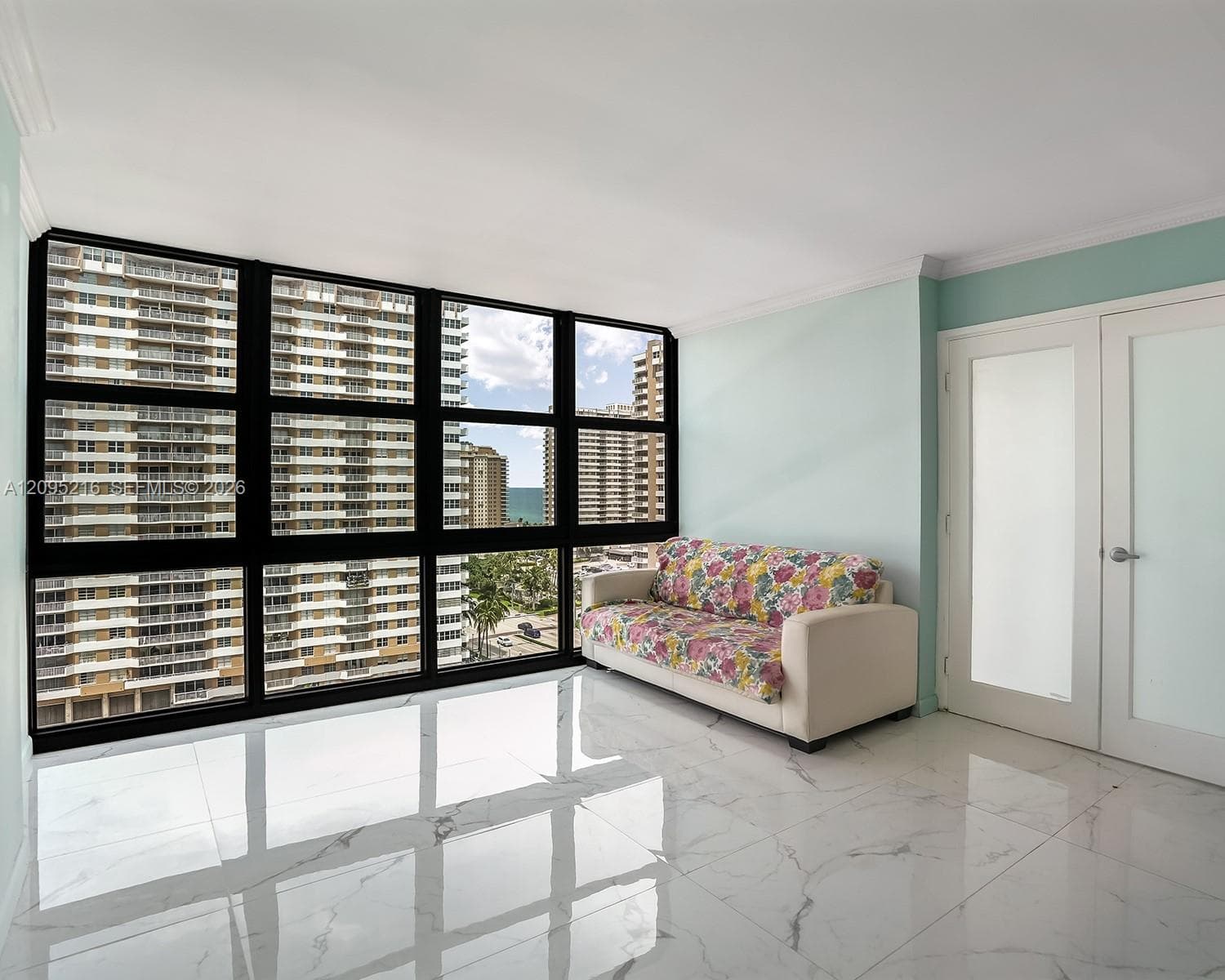 AVANT GARDE CONDO · #1406 in Hallandale Beach - Photo 6