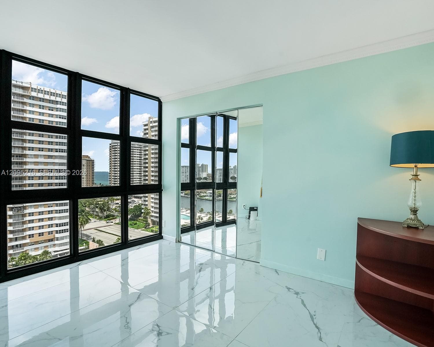 AVANT GARDE CONDO · #1406 in Hallandale Beach - Photo 10