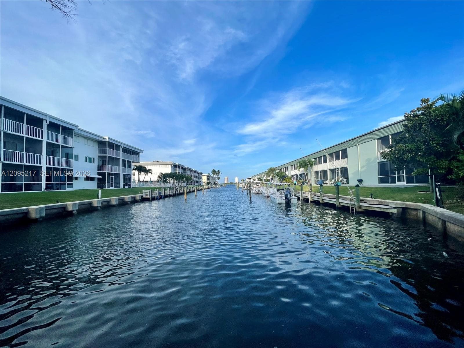 WINDSOR PARK NORTH CONDOM · #116 in North Palm Beach - Photo 2