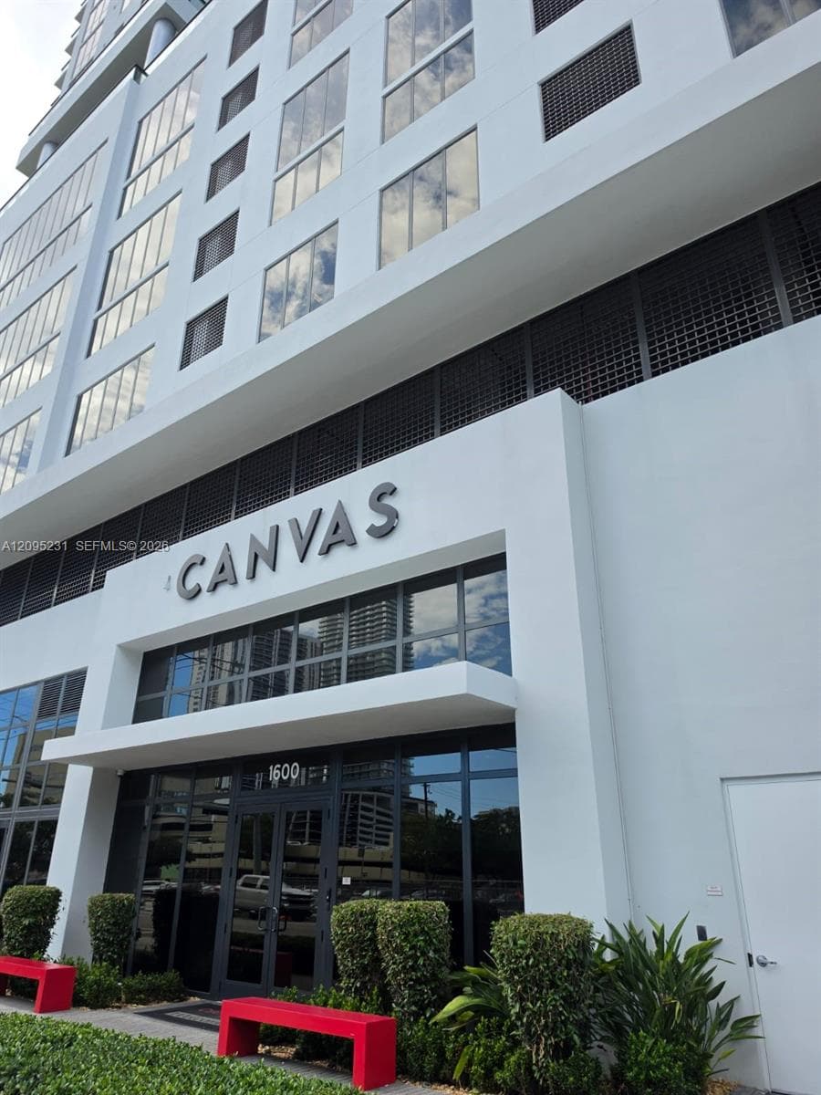 Canvas · #1707 in Miami - Photo 1