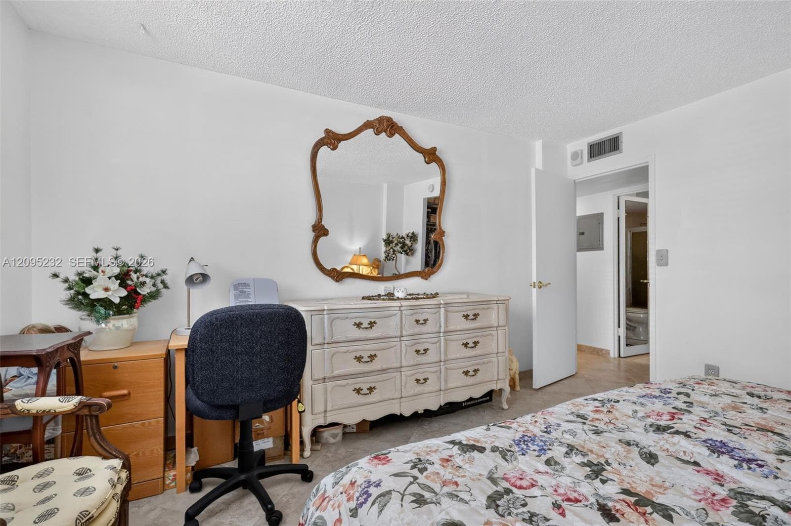 CHELSEA BAYVIEW CONDO · #230 in Hallandale Beach - Photo 18
