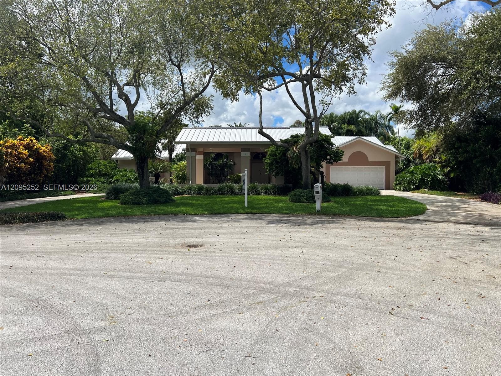 18032 SW 82nd Ct photo 1