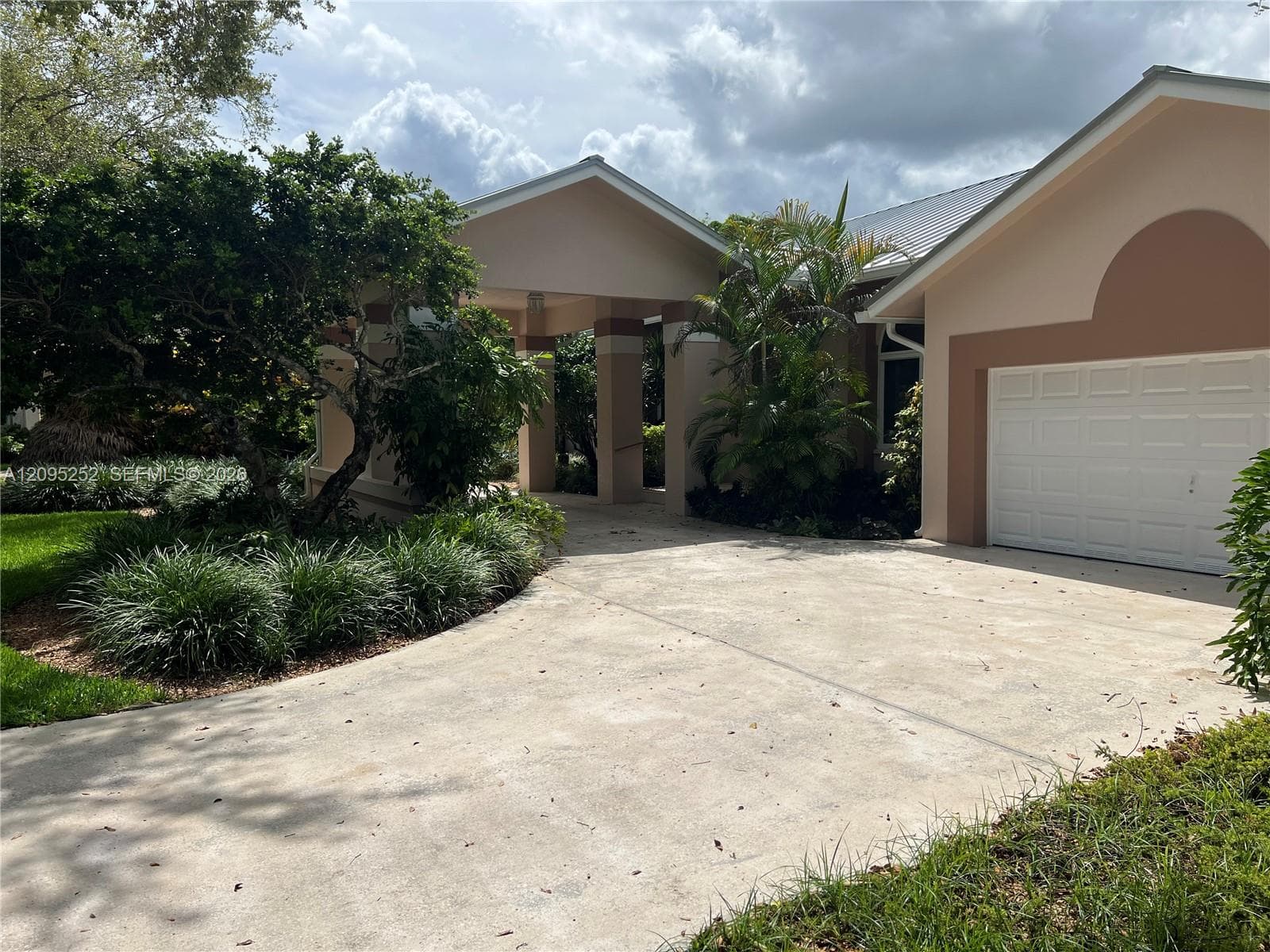 18032 SW 82nd Ct photo 4