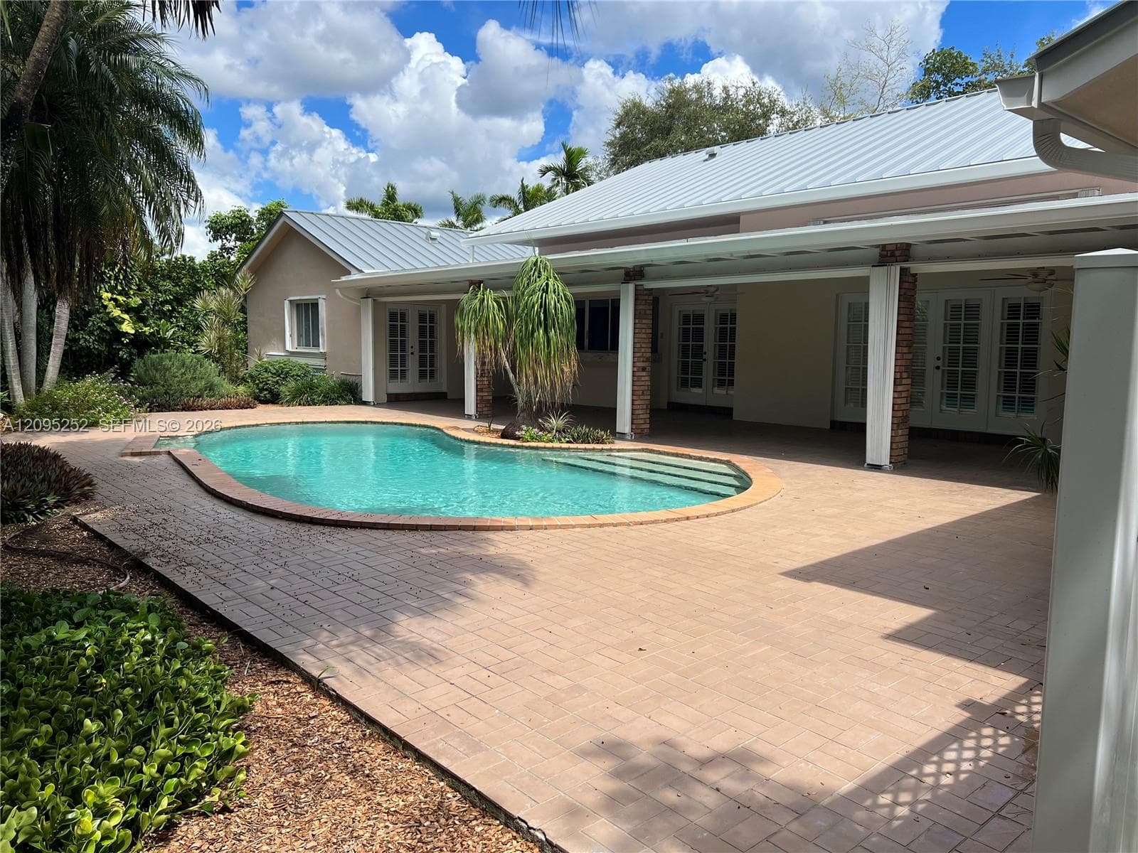 18032 SW 82nd Ct photo 8