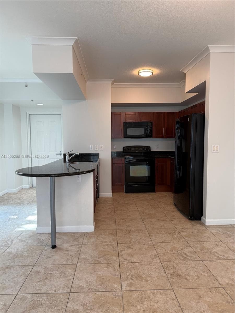 DOWNTOWN DADELAND CONDO N · #C301 in Miami - Photo 2