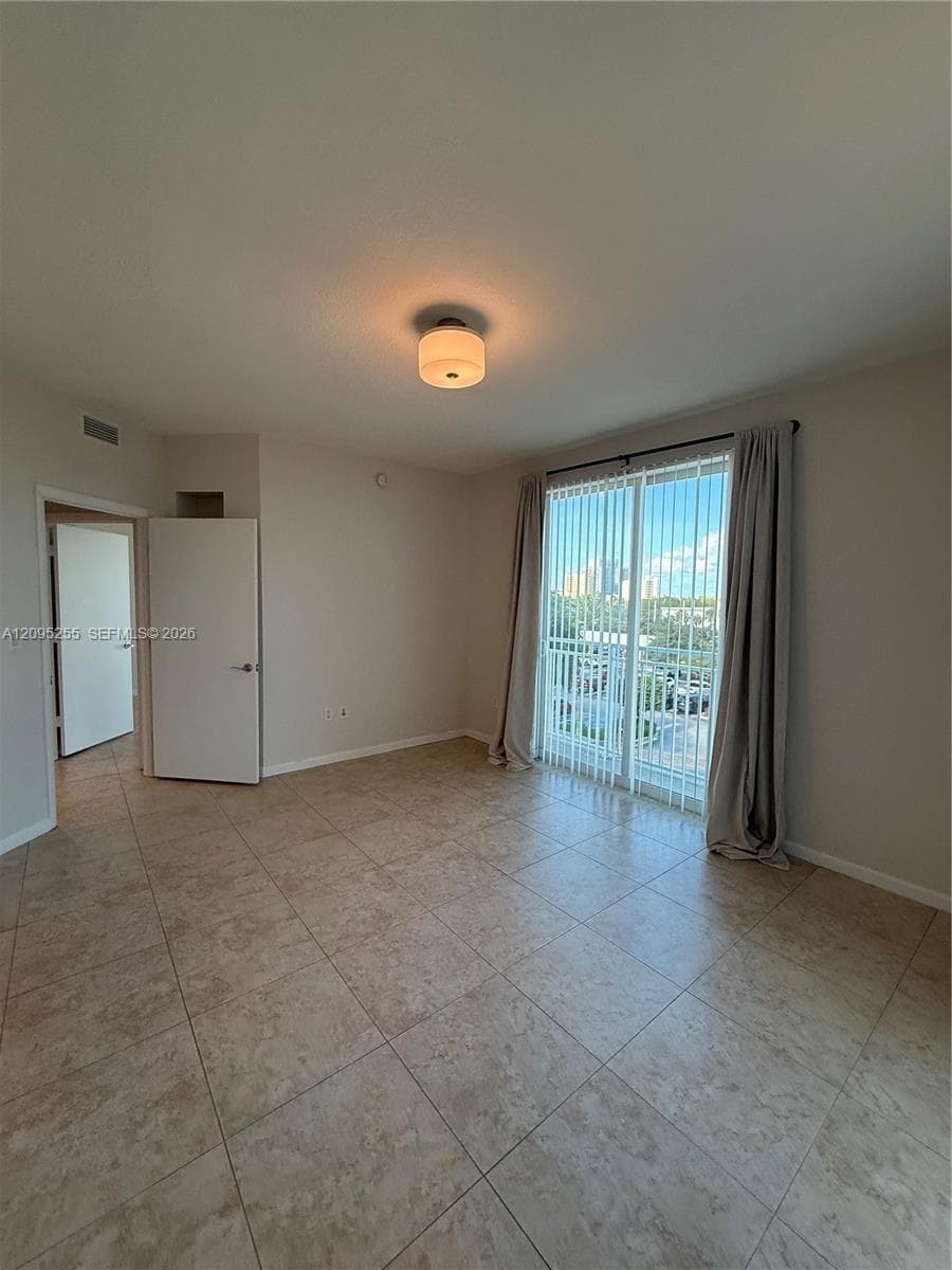 DOWNTOWN DADELAND CONDO N · #C301 in Miami - Photo 12