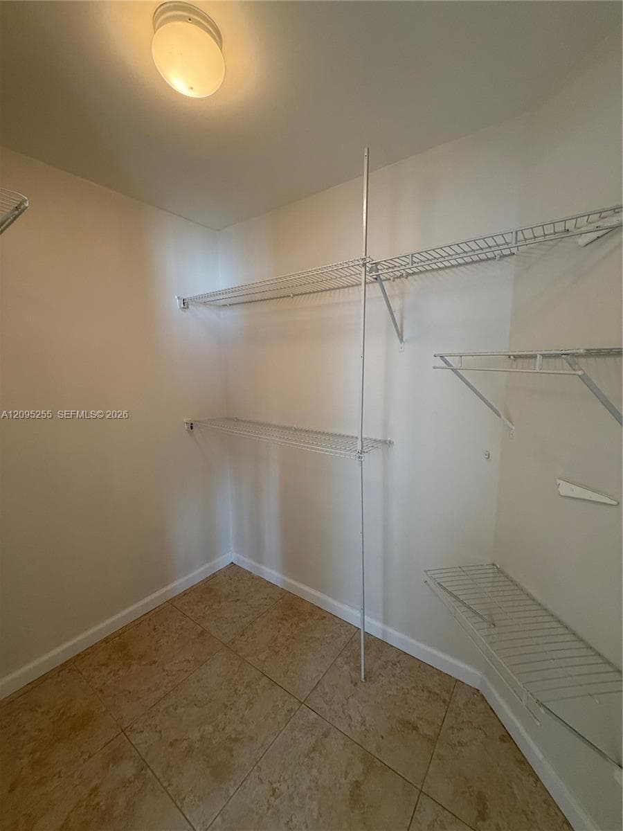 DOWNTOWN DADELAND CONDO N · #C301 in Miami - Photo 9