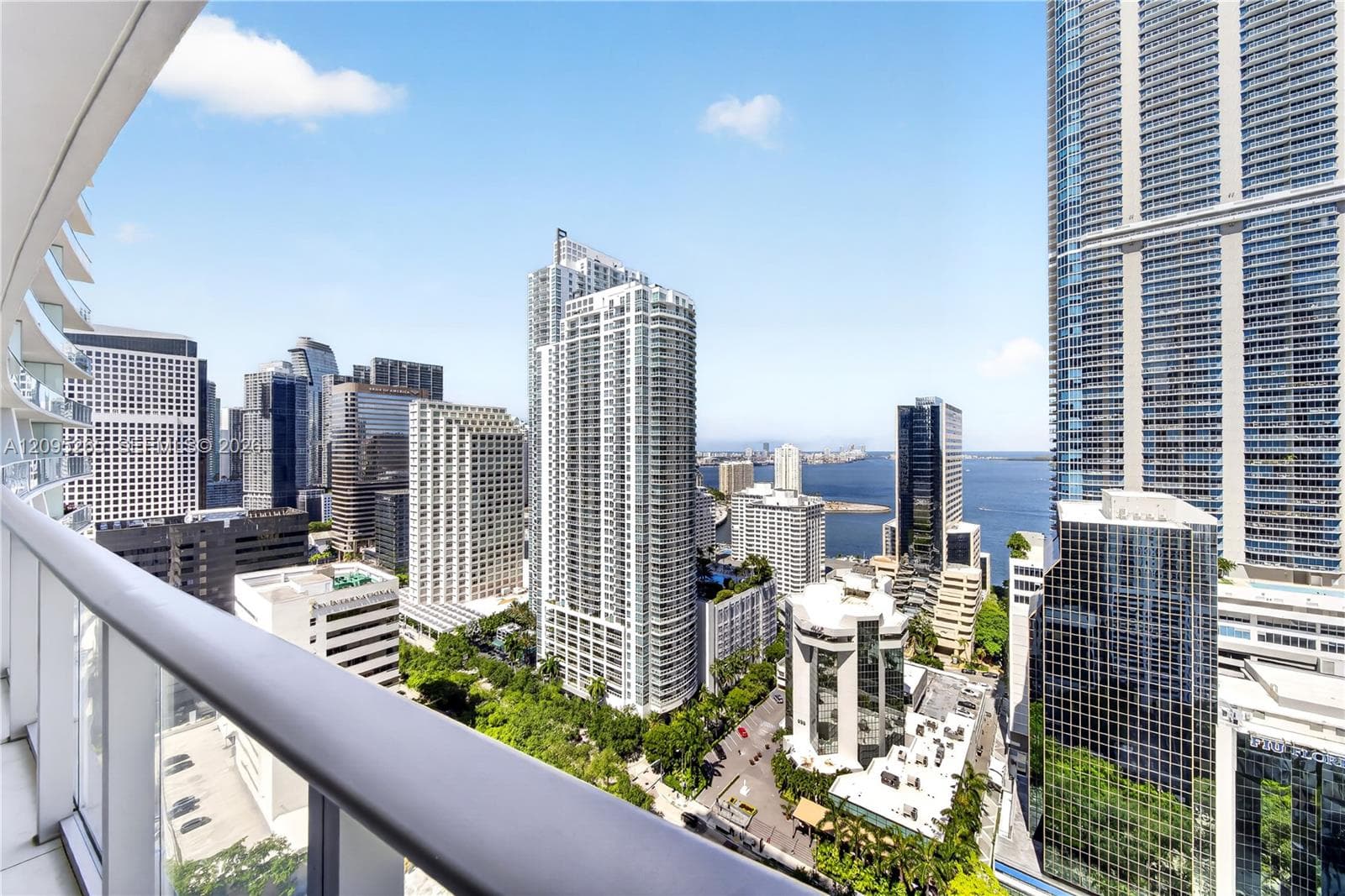 1010 Brickell · #2905 in Miami - Photo 23