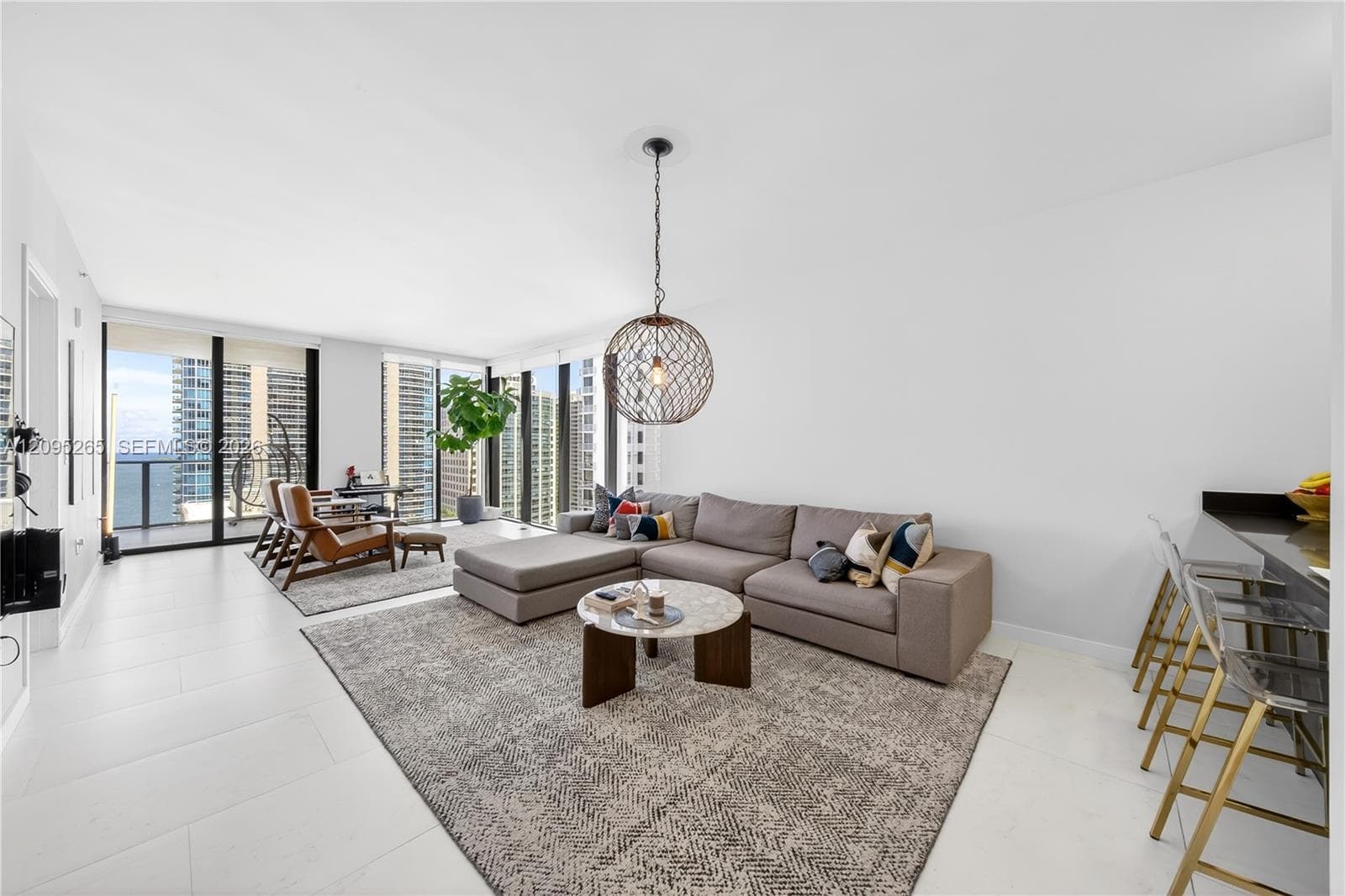 1010 Brickell · #2905 in Miami - Photo 6