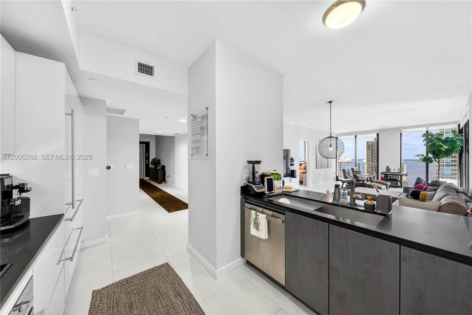 1010 Brickell · #2905 in Miami - Photo 8