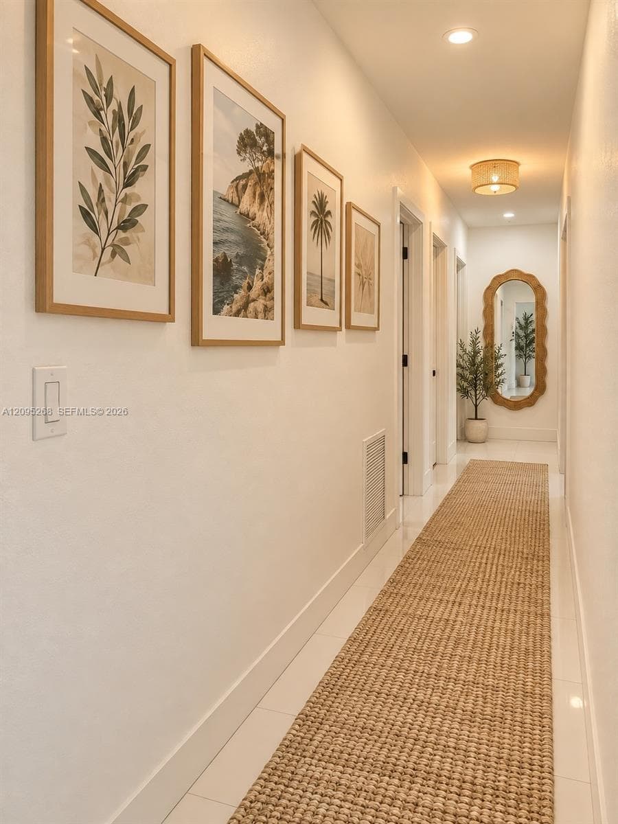 Select photos have been digitally enhanced/virtually edited for presentation. Property features and dimensions should be independently verified.