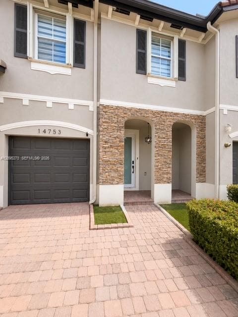 14753 SW 25th St photo 2