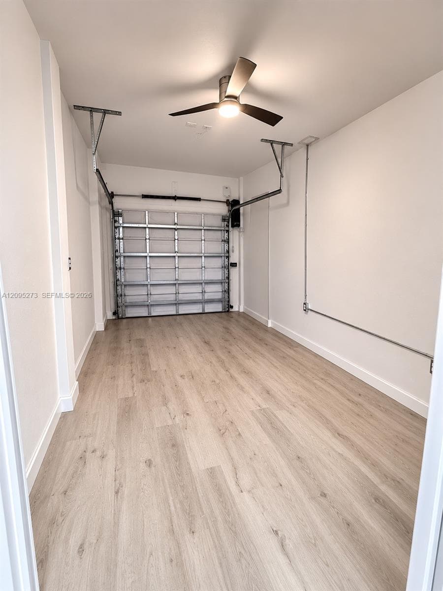 Insulated one car garage