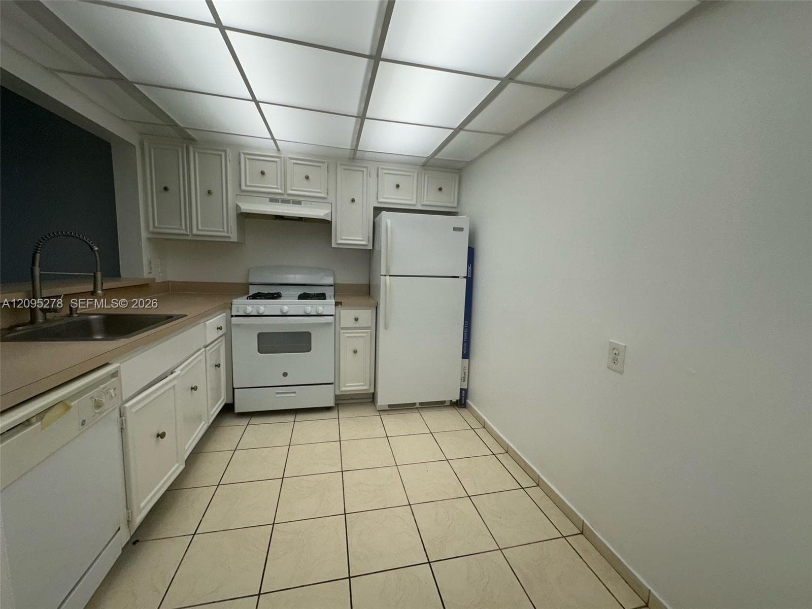 VENETIAN GARDENS AT COUNT · #H204 in Hialeah - Photo 2