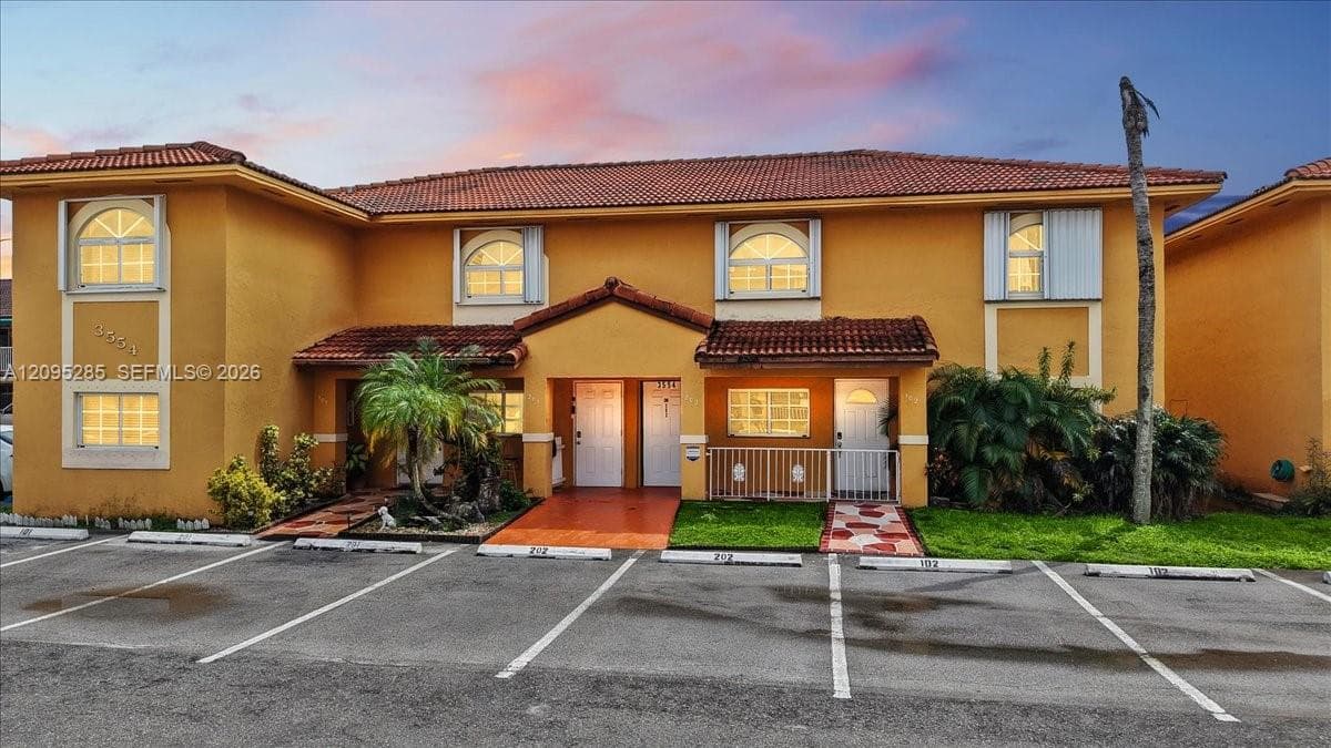 EL PRADO XV CONDO · #202 in Hialeah - Photo 2