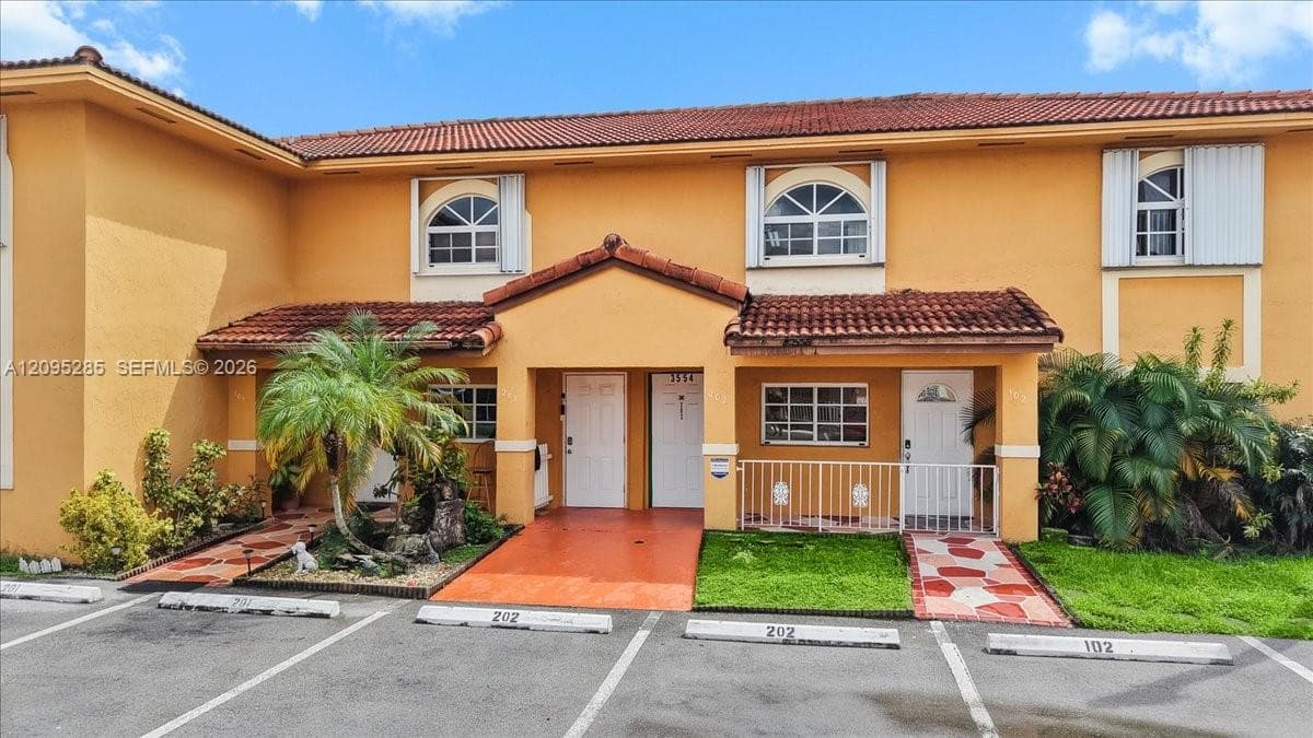 EL PRADO XV CONDO · #202 in Hialeah - Photo 4