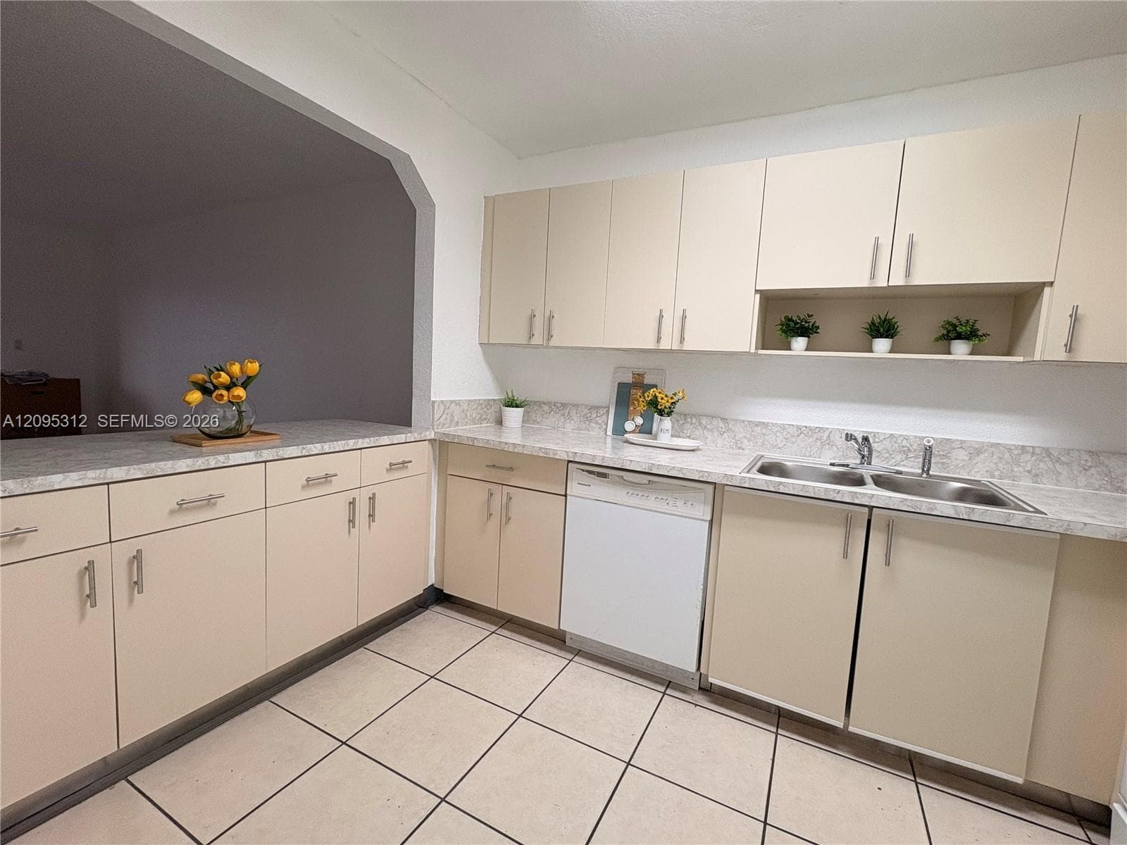 Morada NO 2 Condo · #309 in Hialeah - Photo 2