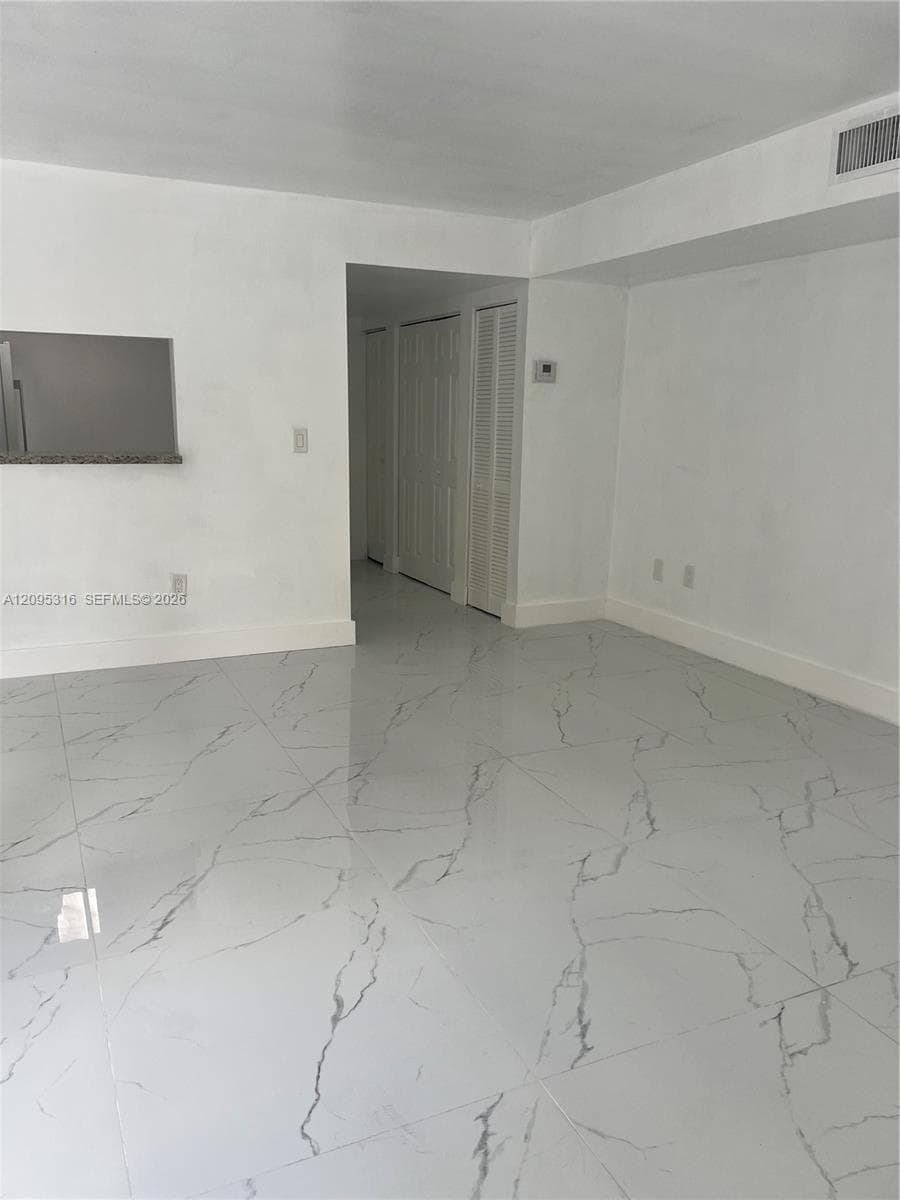 WESTBIRD VILLAGE CONDO · #7-308 in Miami - Photo 3