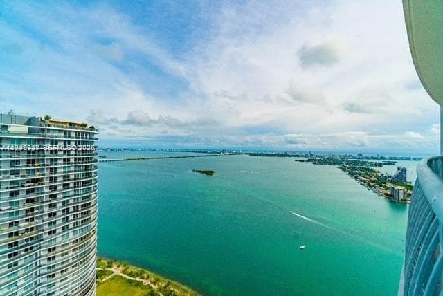 Opera Tower · #5505 in Miami - Photo 1