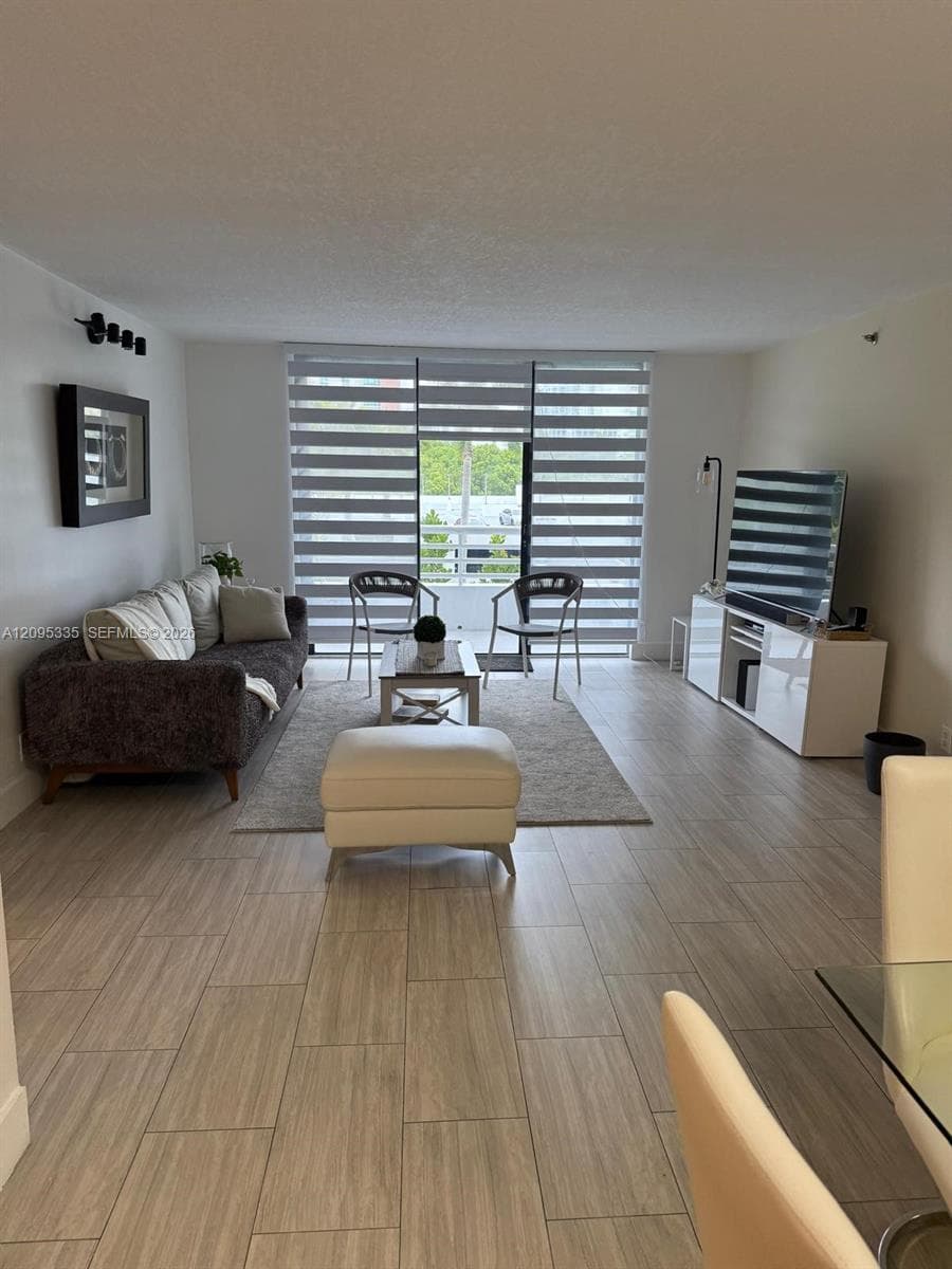 PARC CENTRAL EAST · #414 in Aventura - Photo 20