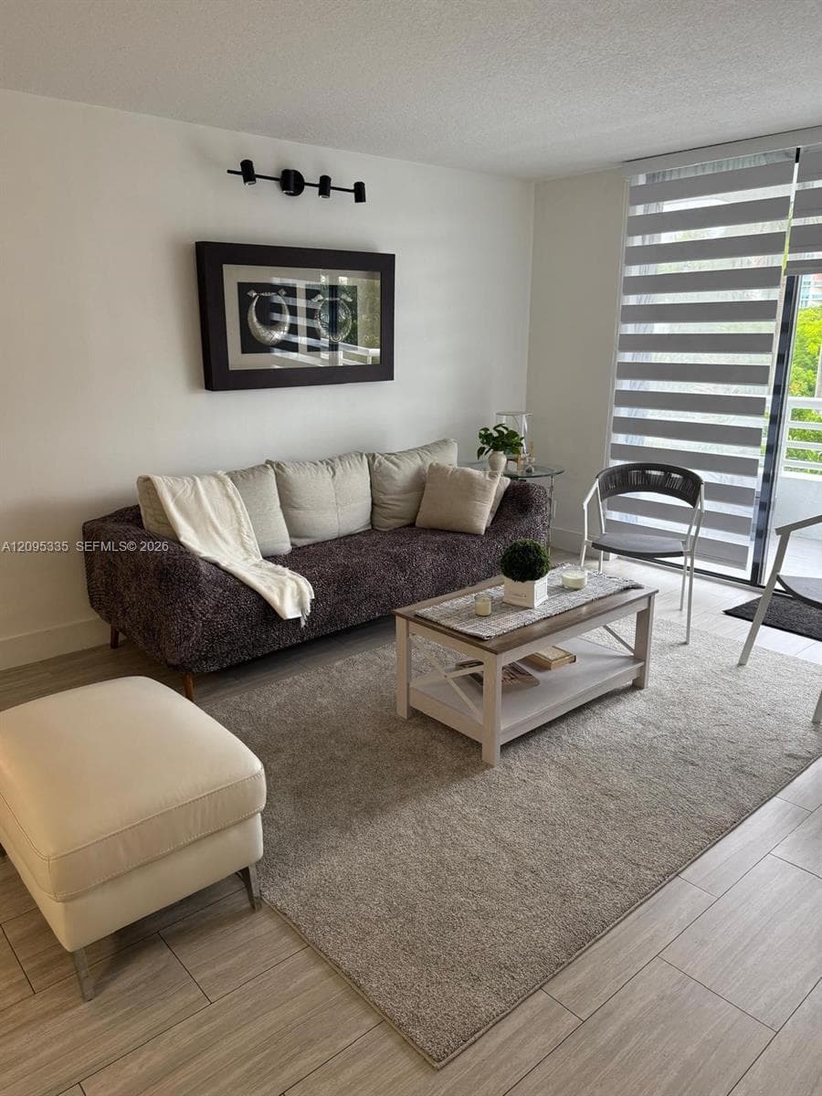 PARC CENTRAL EAST · #414 in Aventura - Photo 11
