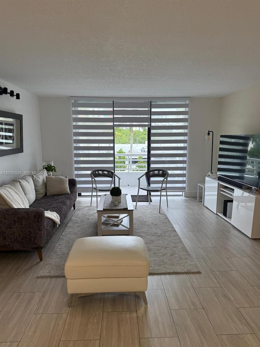 PARC CENTRAL EAST · #414 in Aventura - Photo 19