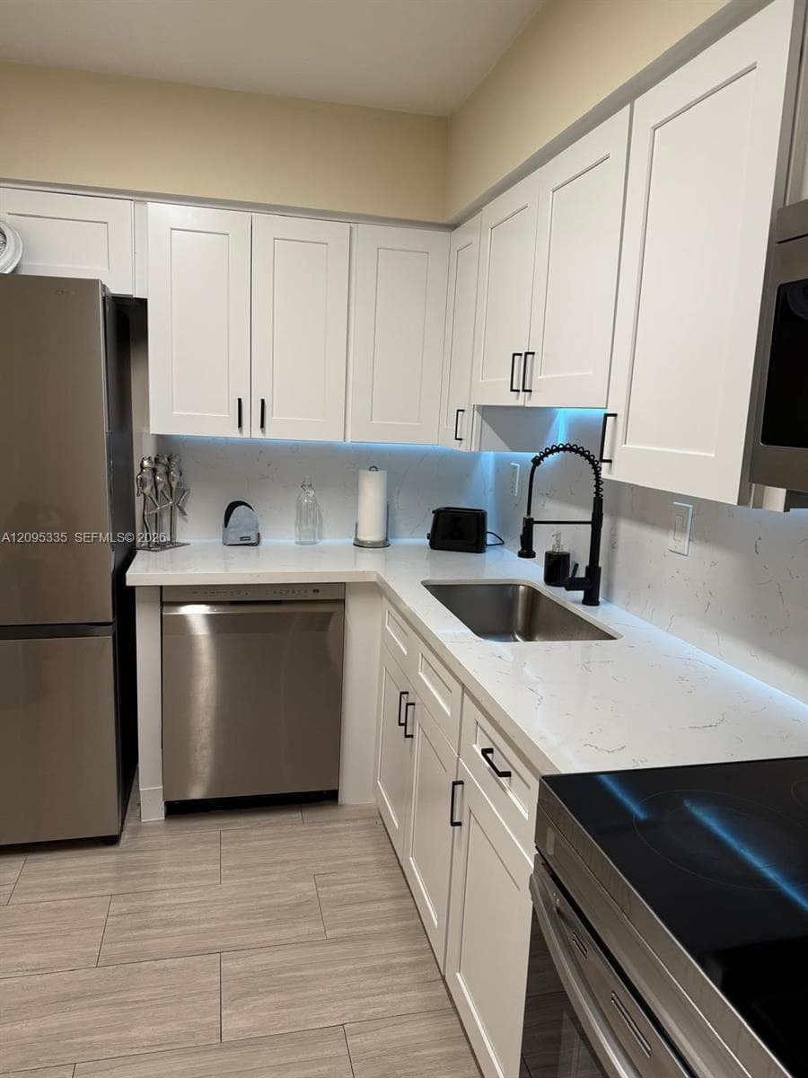 PARC CENTRAL EAST · #414 in Aventura - Photo 25
