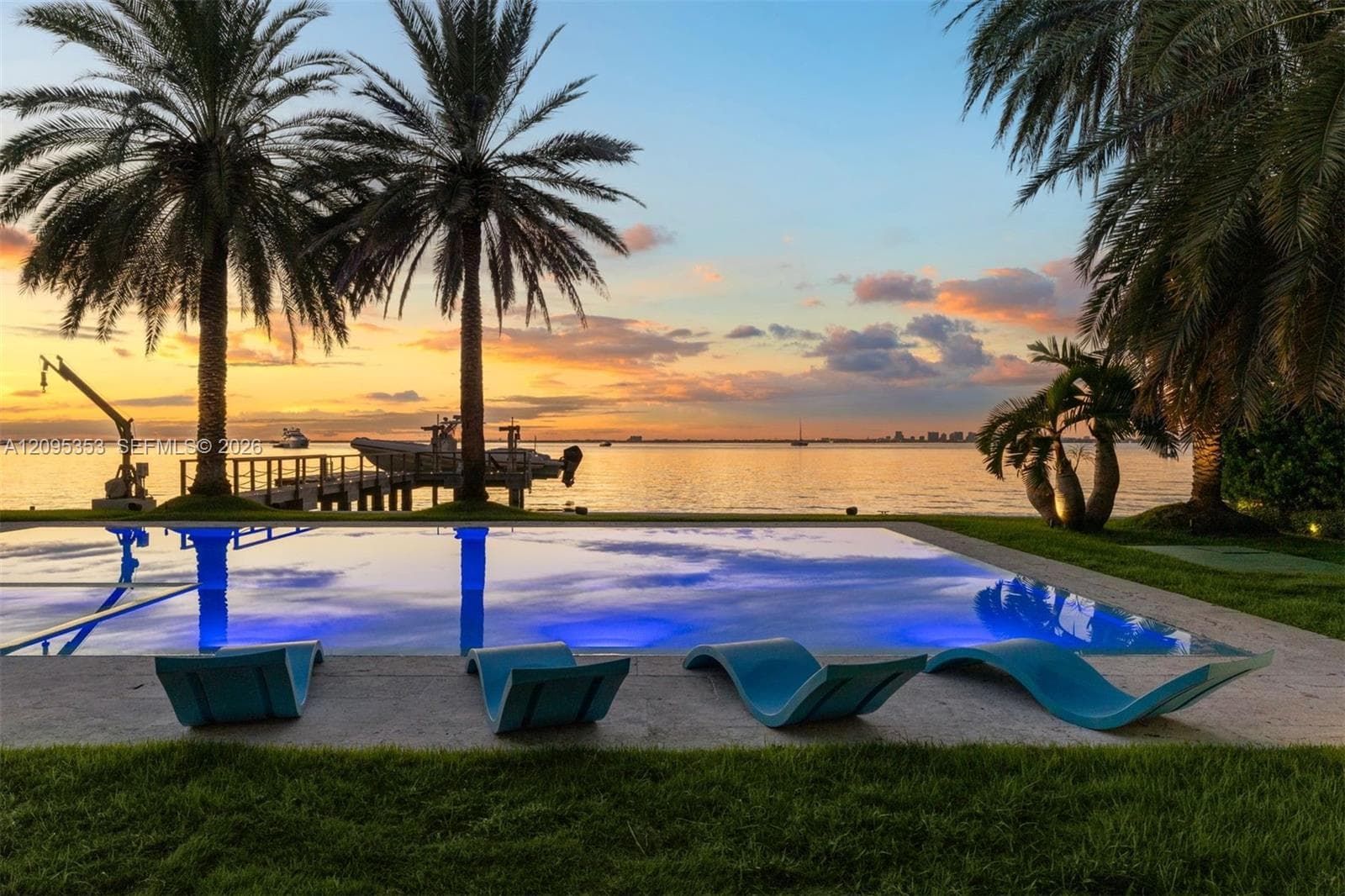 360 Harbor Dr photo 27