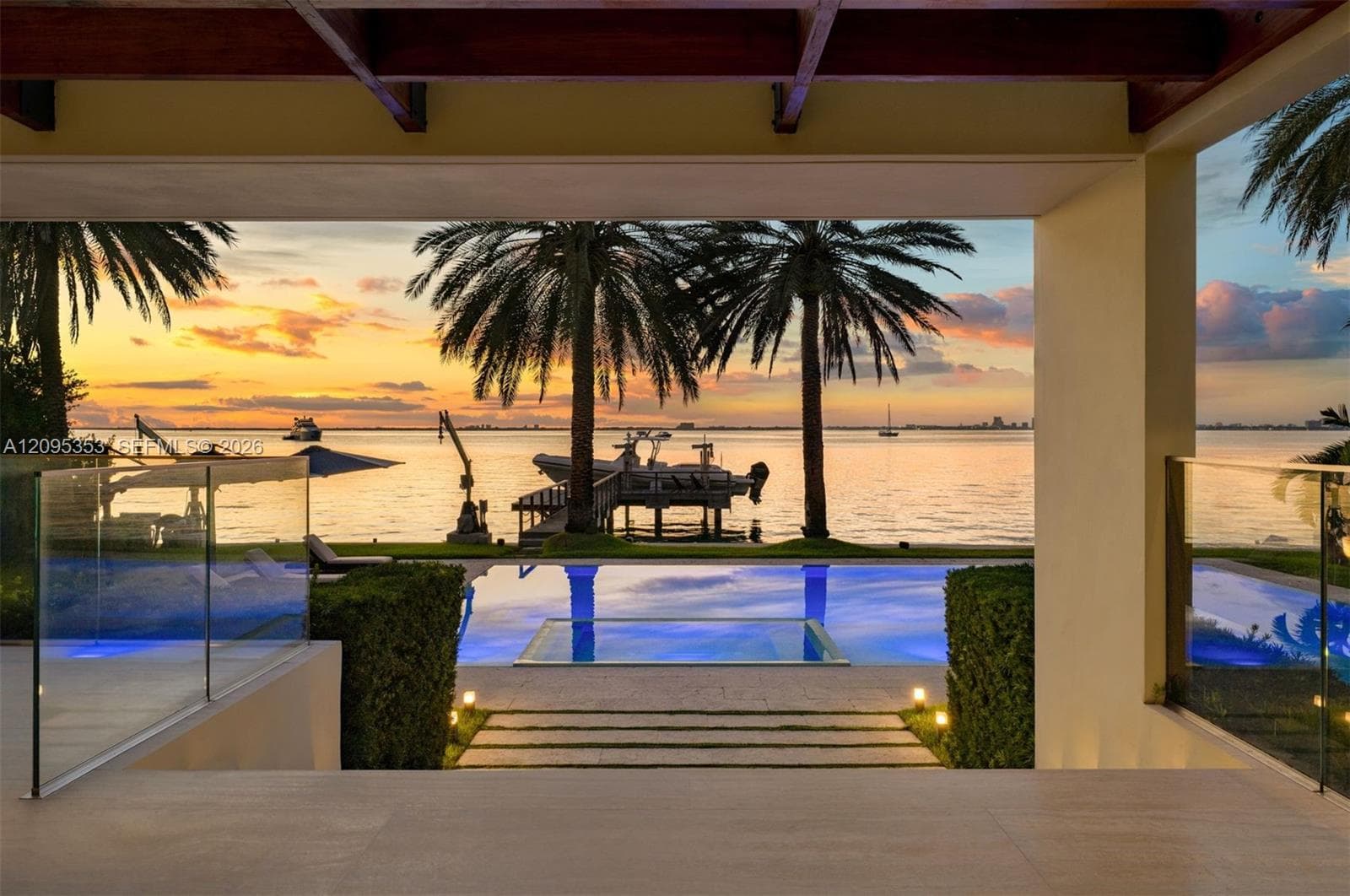 360 Harbor Dr photo 26