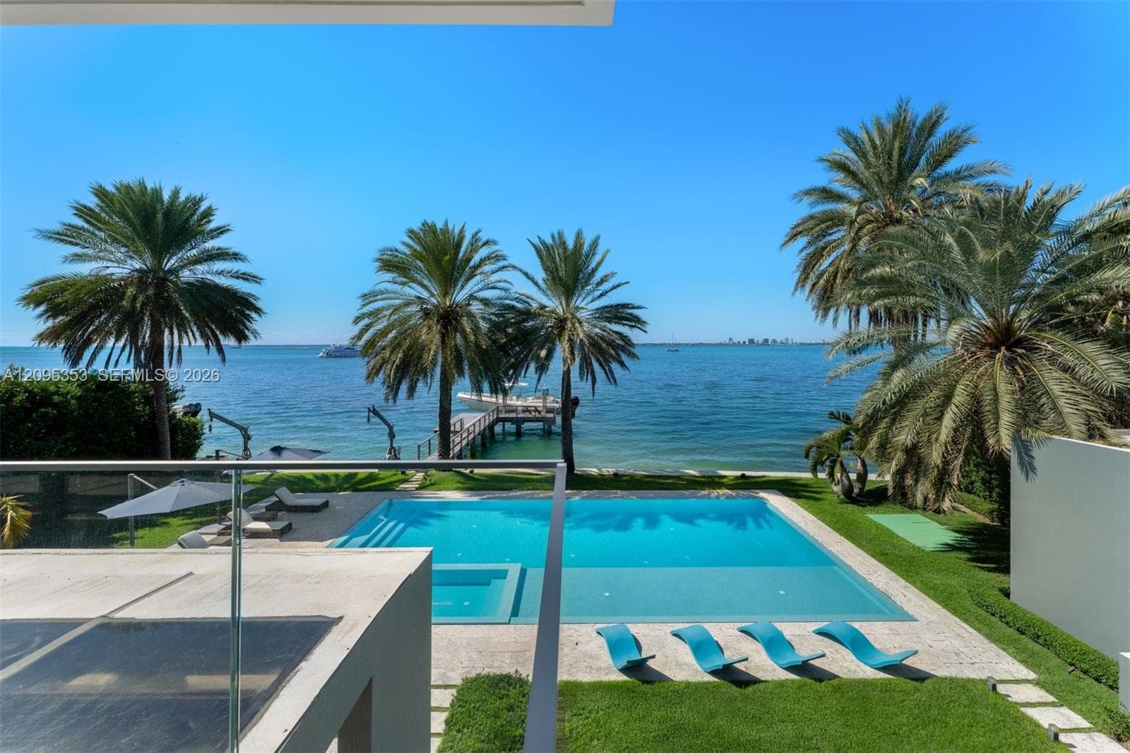 360 Harbor Dr photo 73