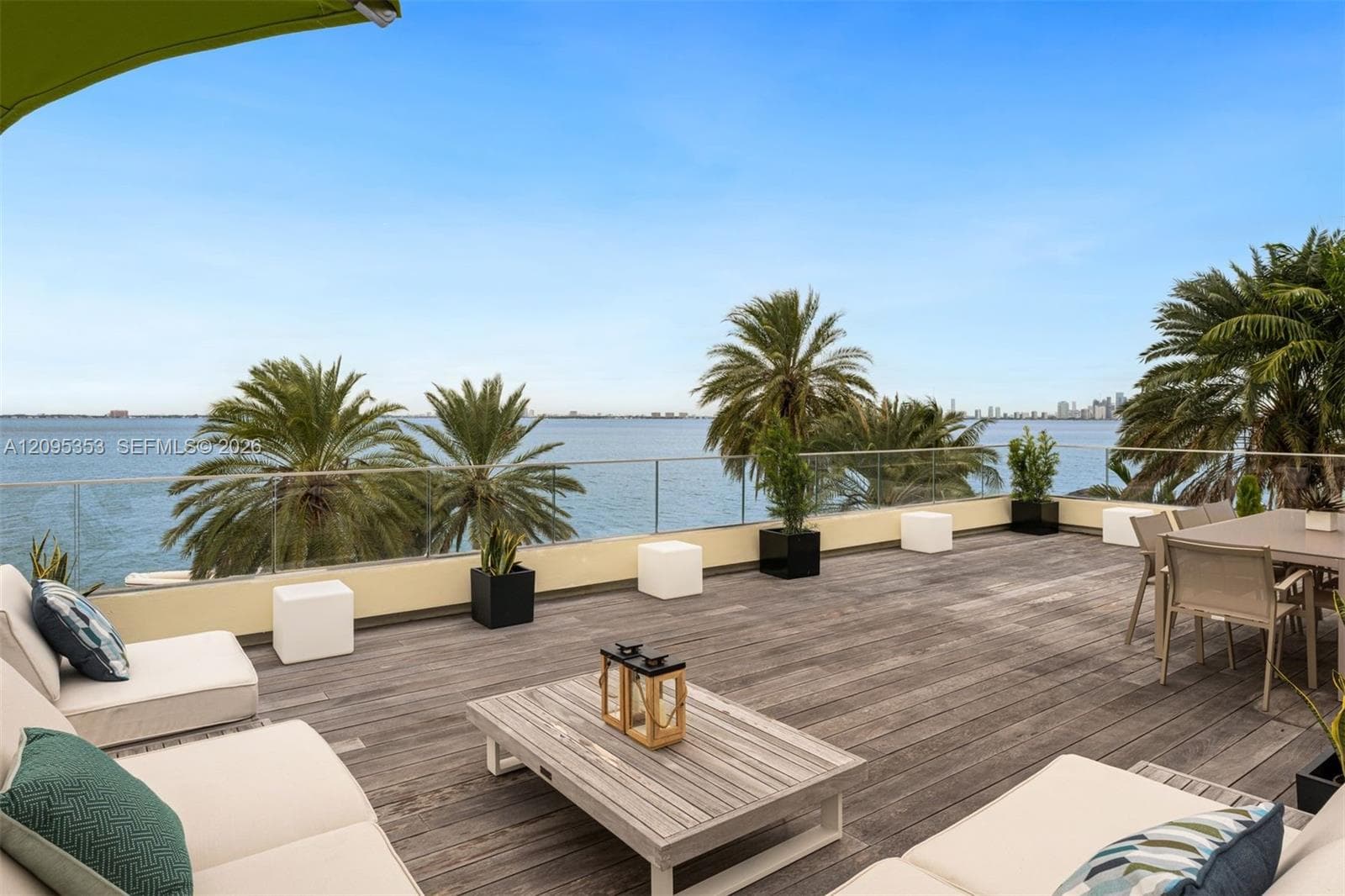360 Harbor Dr photo 61