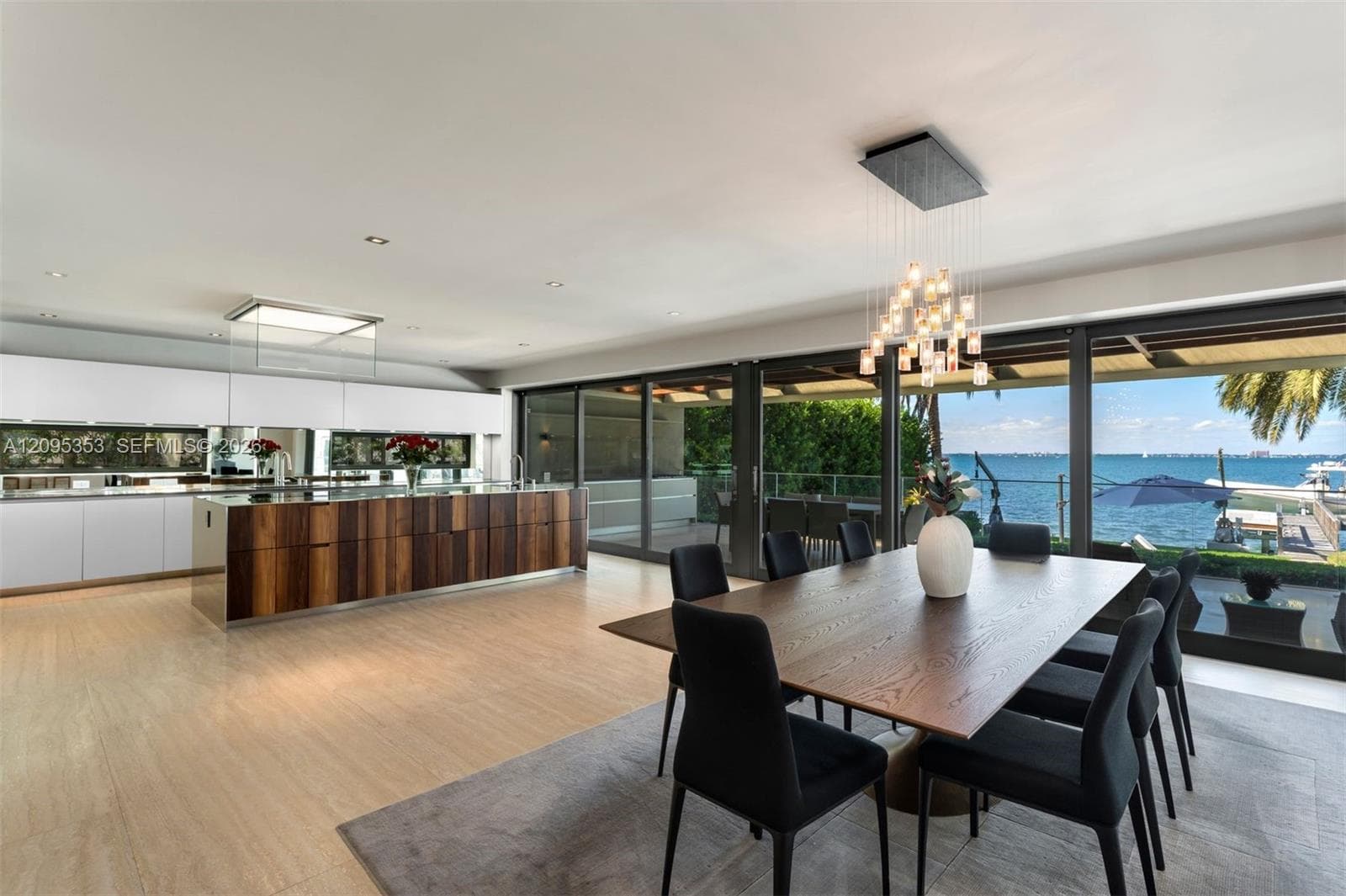 360 Harbor Dr photo 38