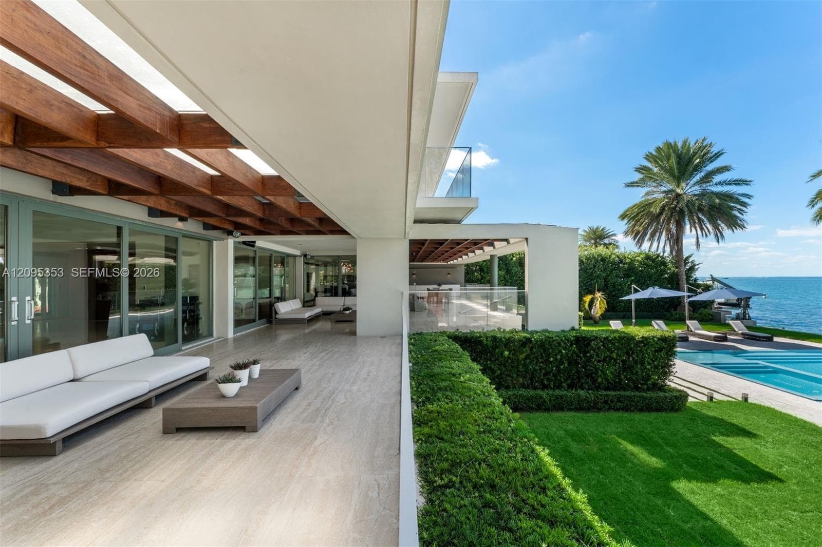 360 Harbor Dr photo 64