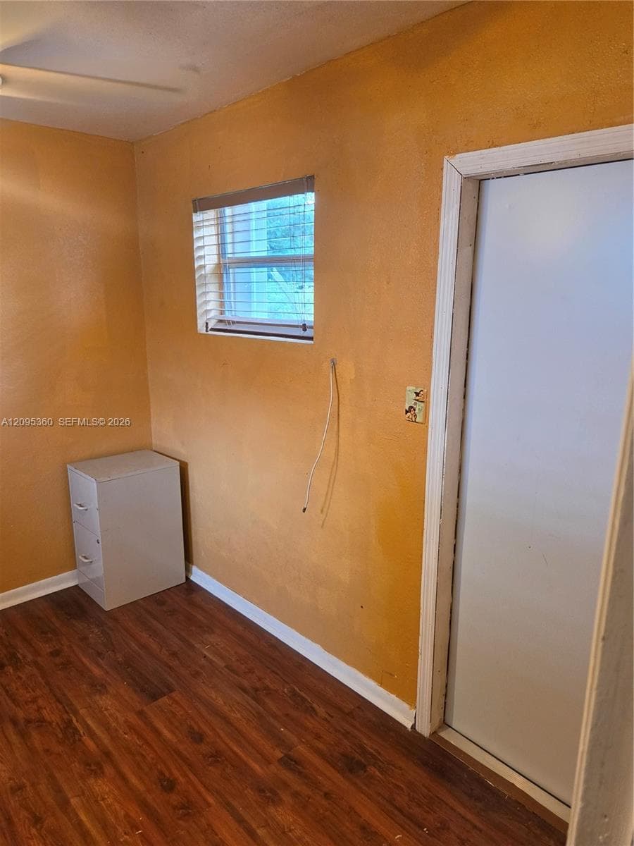 1957 NE 177th St #1 photo 22