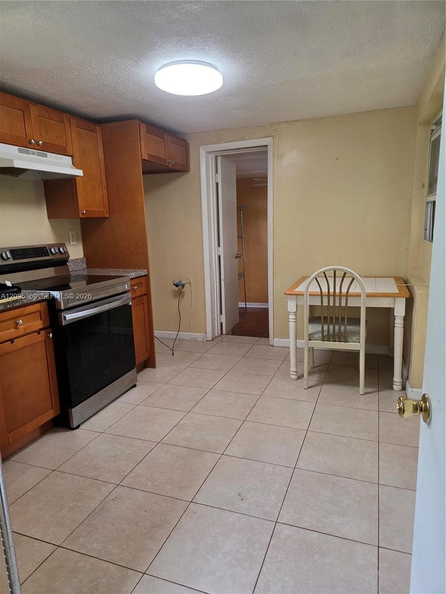 1957 NE 177th St #1 photo 3