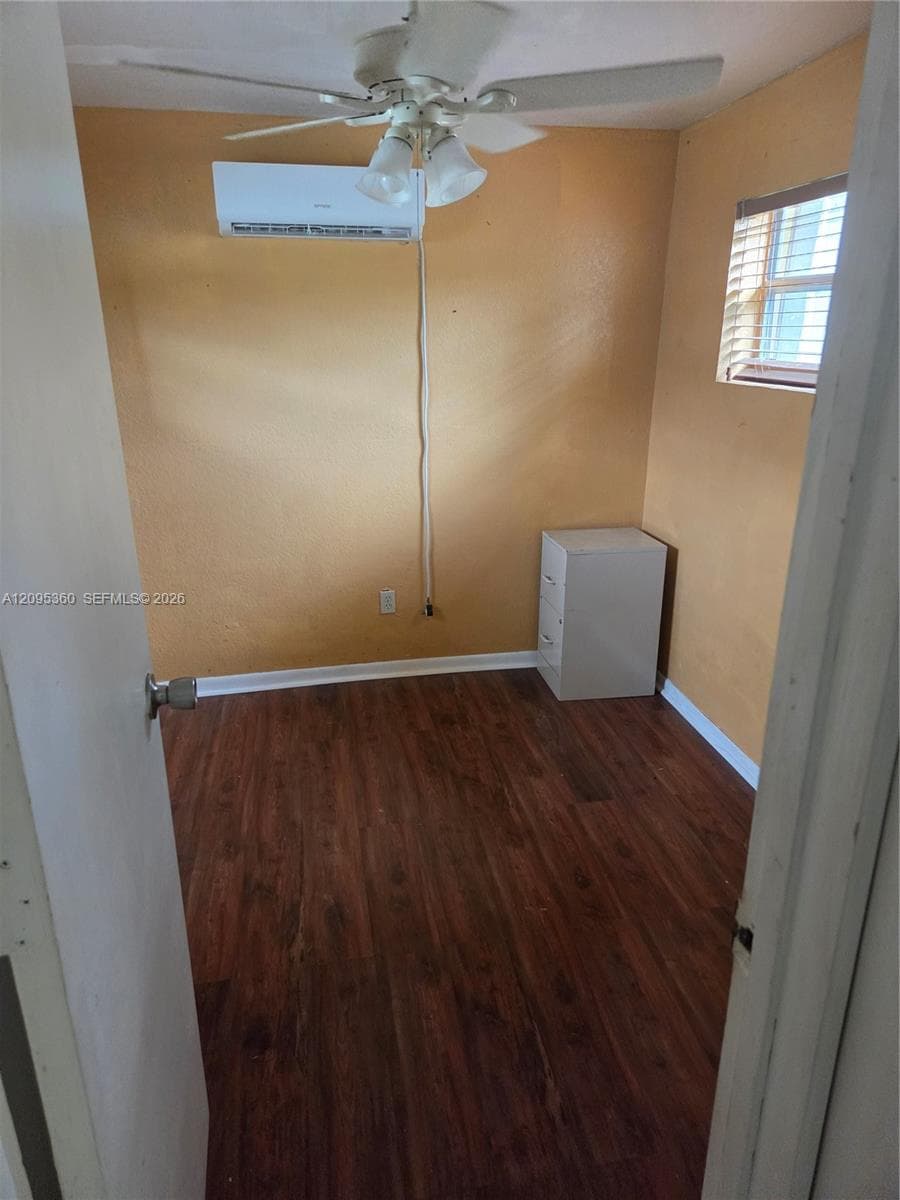 1957 NE 177th St #1 photo 10