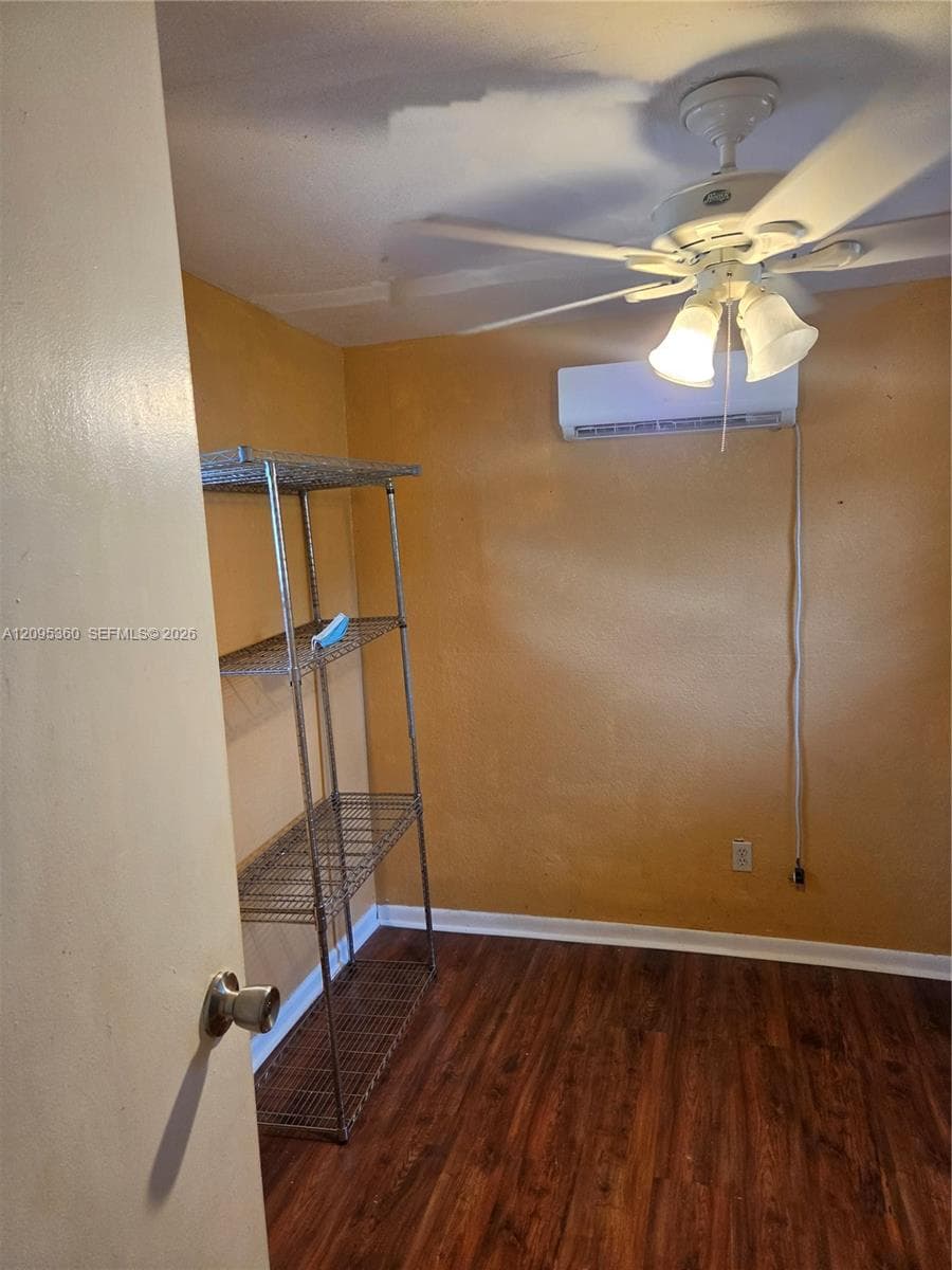 1957 NE 177th St #1 photo 21