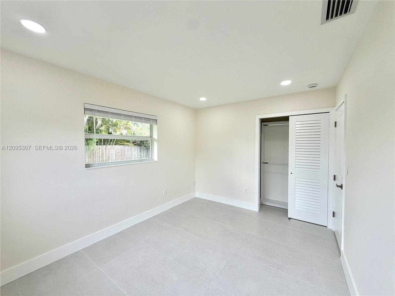 8820 SW 85th St photo 14