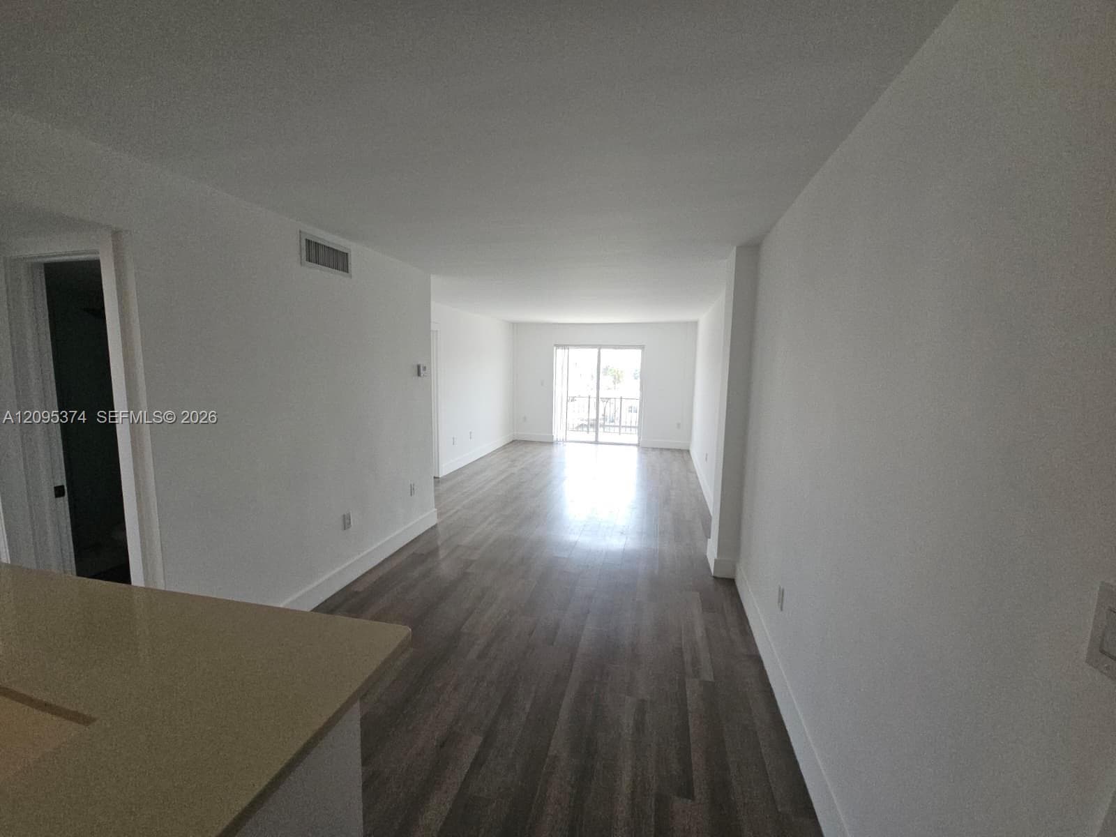 BISCAYNE BCH SUB · #402 in Miami Beach - Photo 8