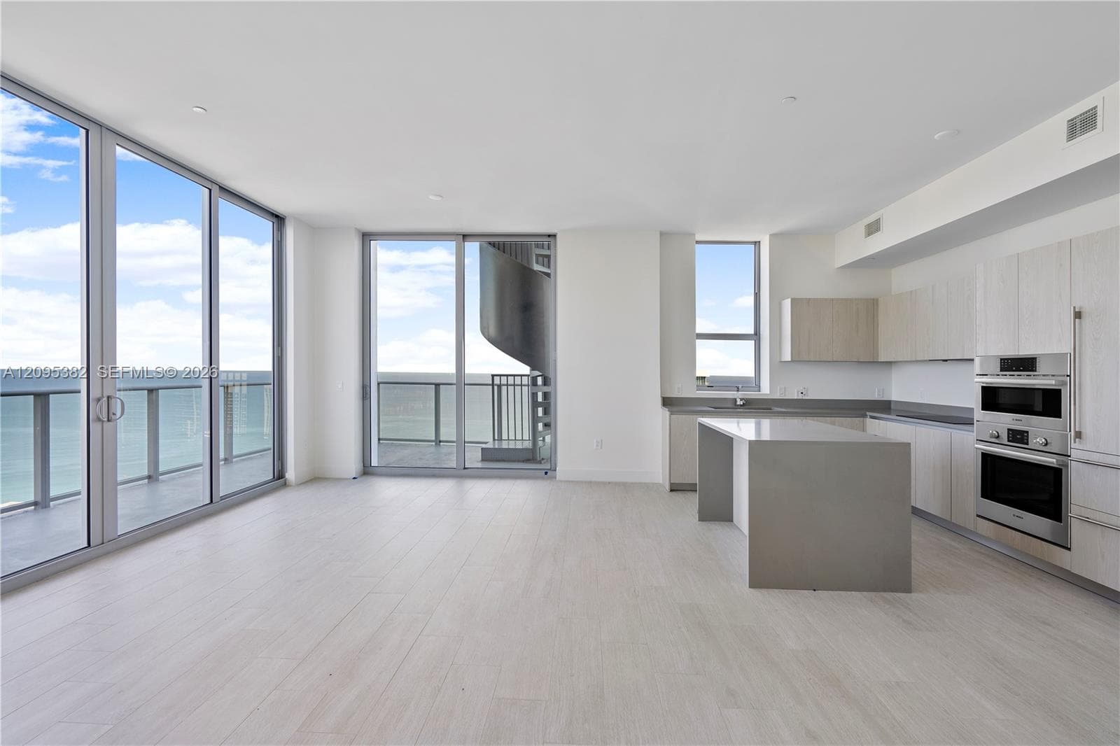 Hyde Beach House · #T4301-PENTHOUSE in Hollywood - Photo 22