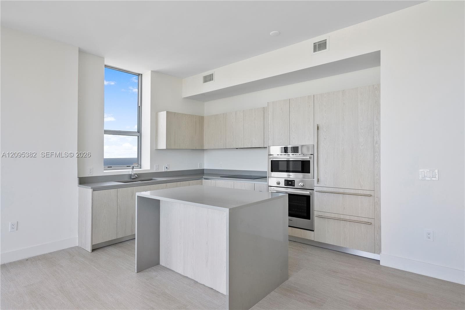 Hyde Beach House · #T4301-PENTHOUSE in Hollywood - Photo 9