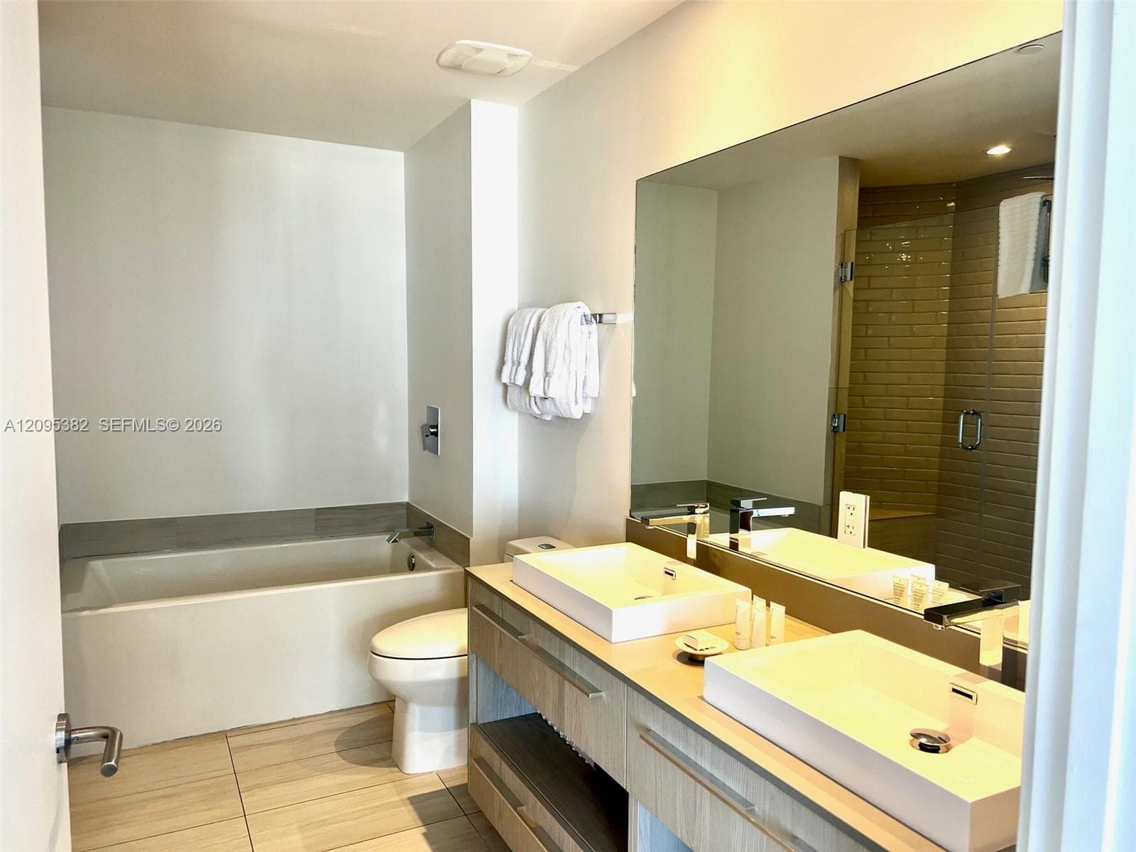 Hyde Beach House · #T4301-PENTHOUSE in Hollywood - Photo 45